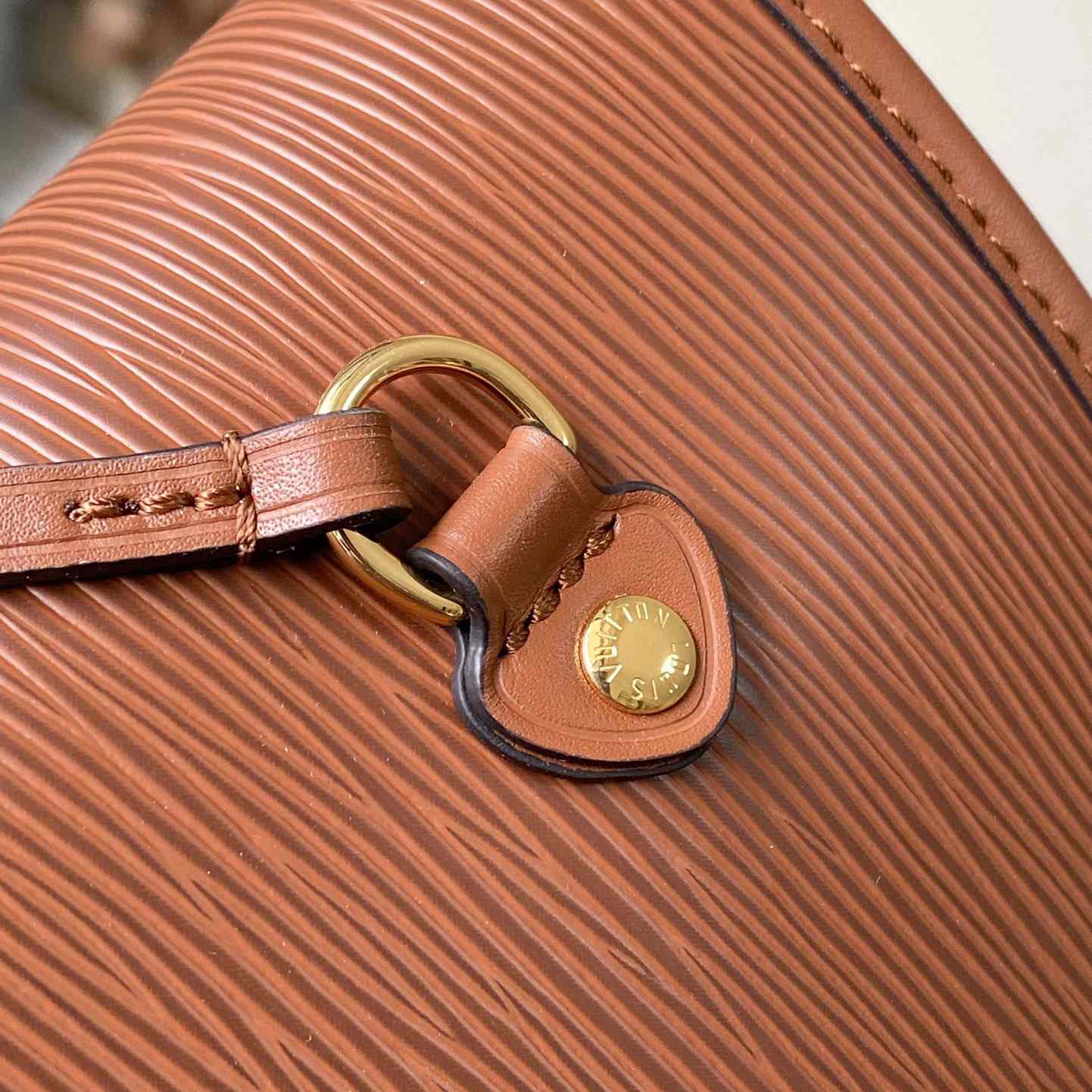 Louis Vuitton Neverfull MM   M12467 - DopestKickz