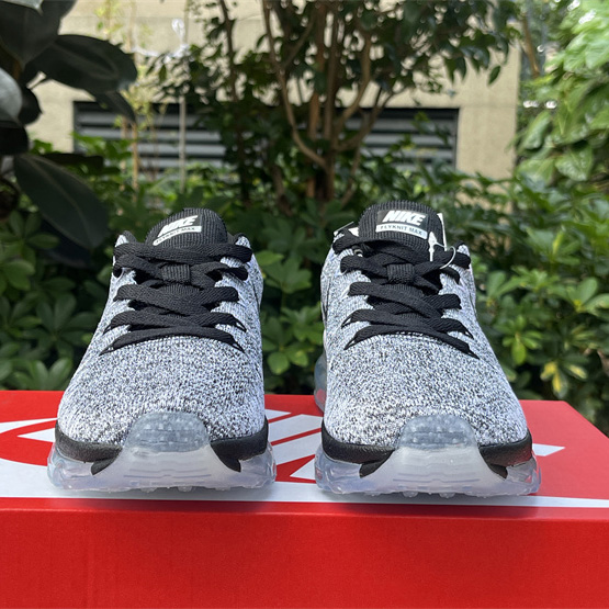 Nike Air Max Flyknit Sneakers      620469-102 - DopestKickz