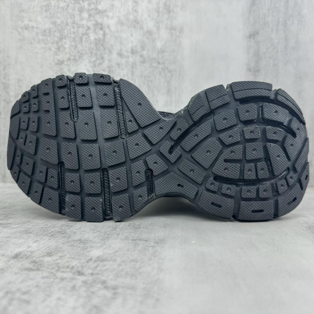 Balenciaga 5XL Sneaker  - DopestKickz