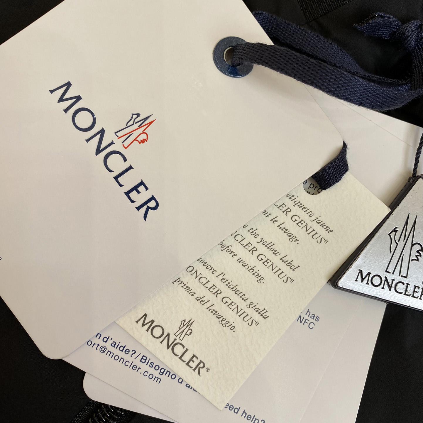 Moncler Logo Patch Zip-Up Jacket - DopestKickz