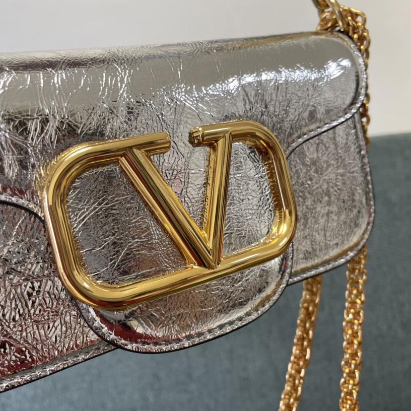 Valenti Small Shoulder Bag    20-11-5cm - DopestKickz