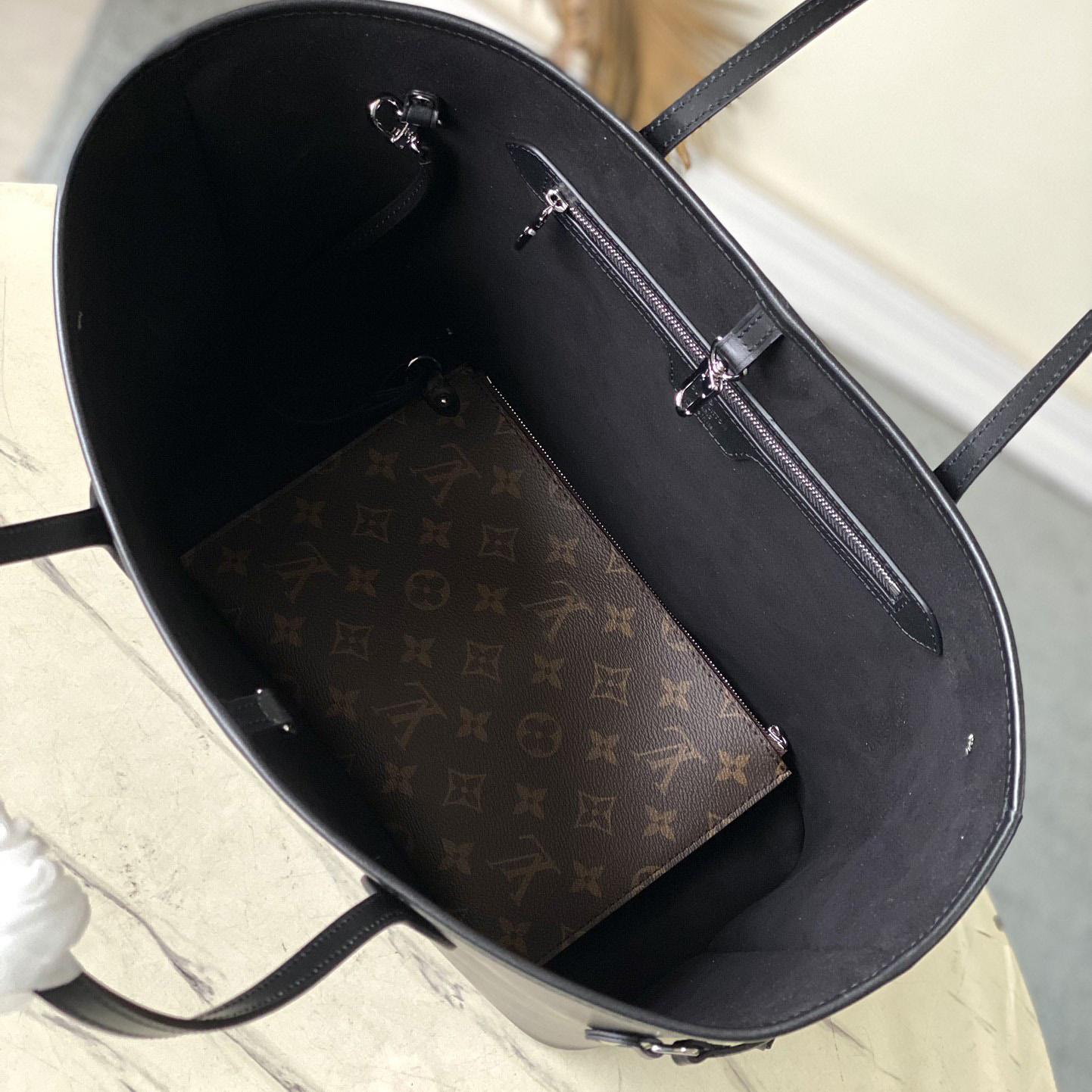 Louis Vuitton Neverfull MM   M11930 - DopestKickz