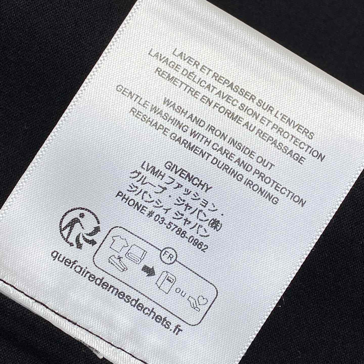 Givenchy T-shirt In Cotton With GIVENCHY Medallion - DopestKickz