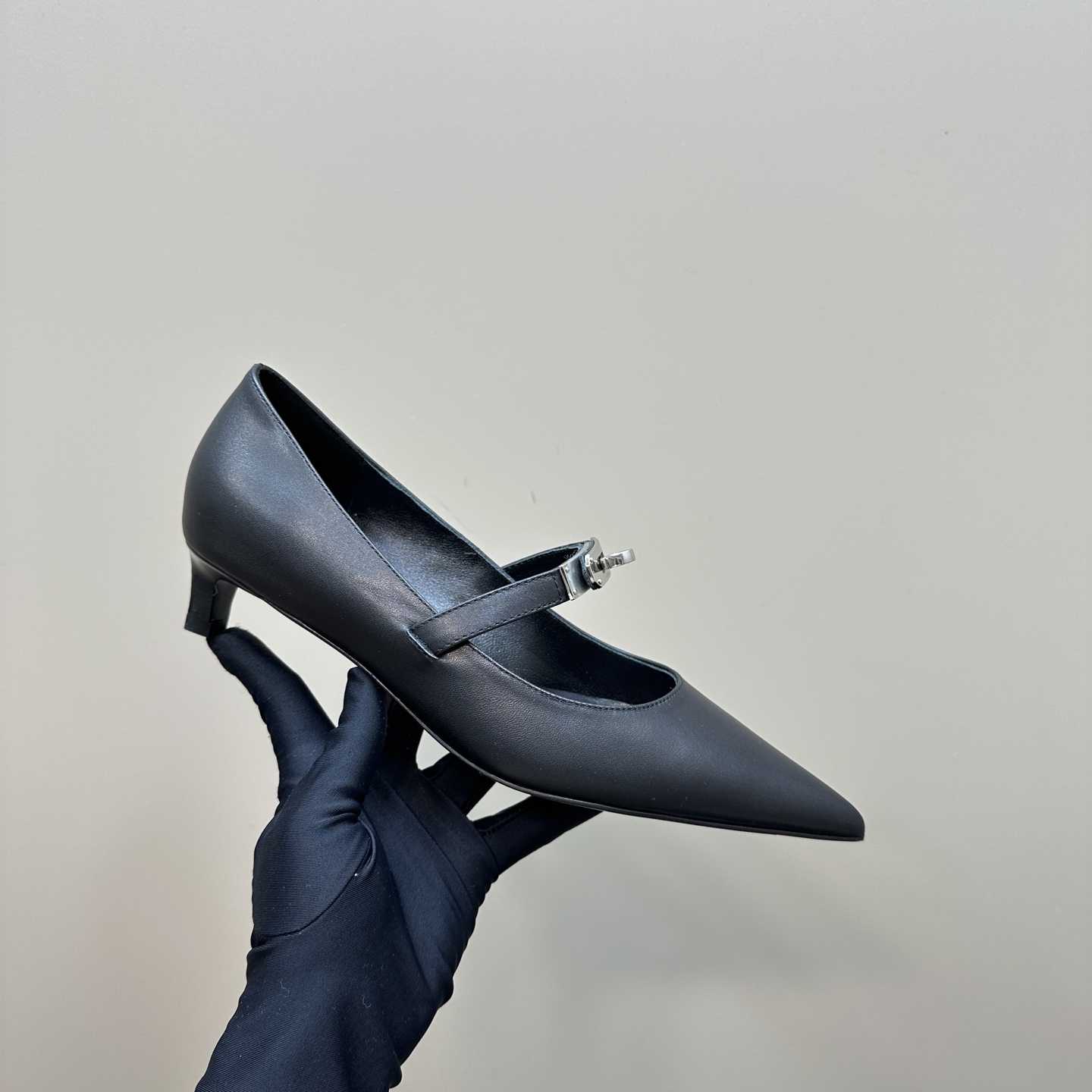 Hermes Kiara 40 Pump - DopestKickz