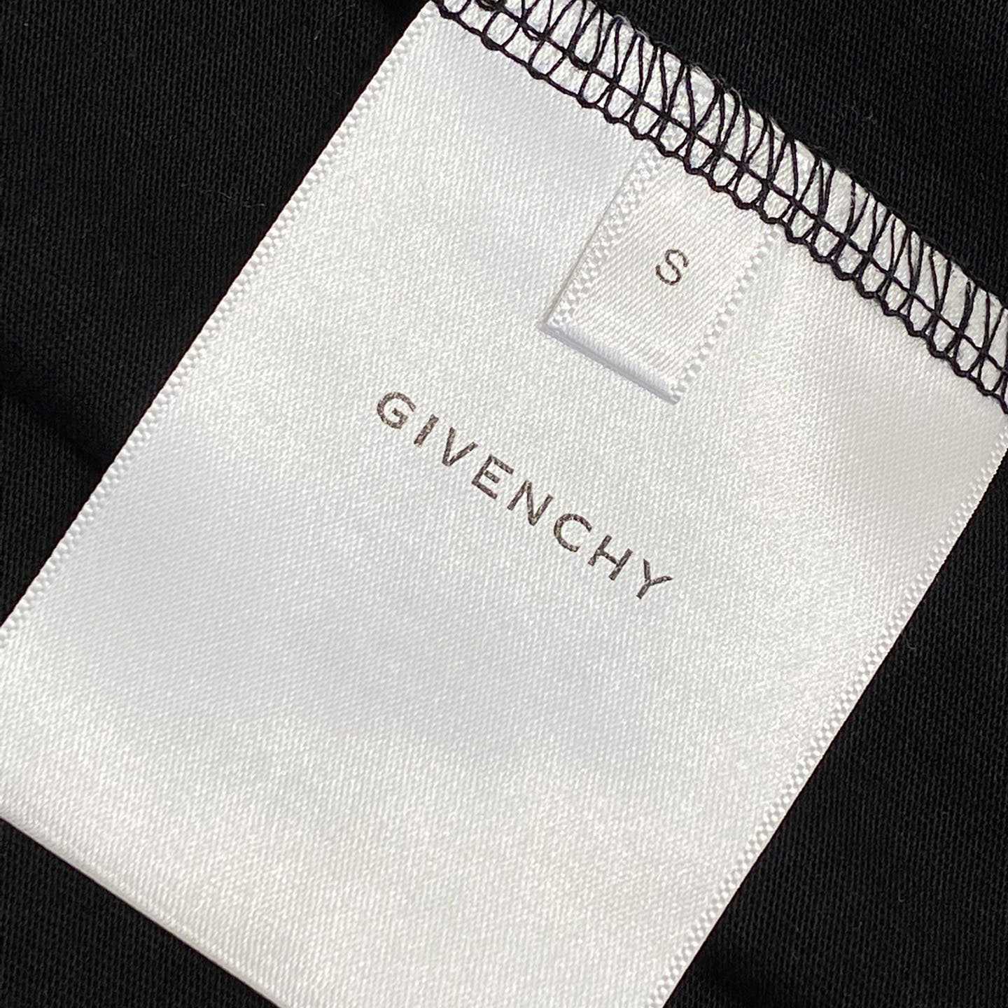 Givenchy Pocket Classic Fit Tee - DopestKickz