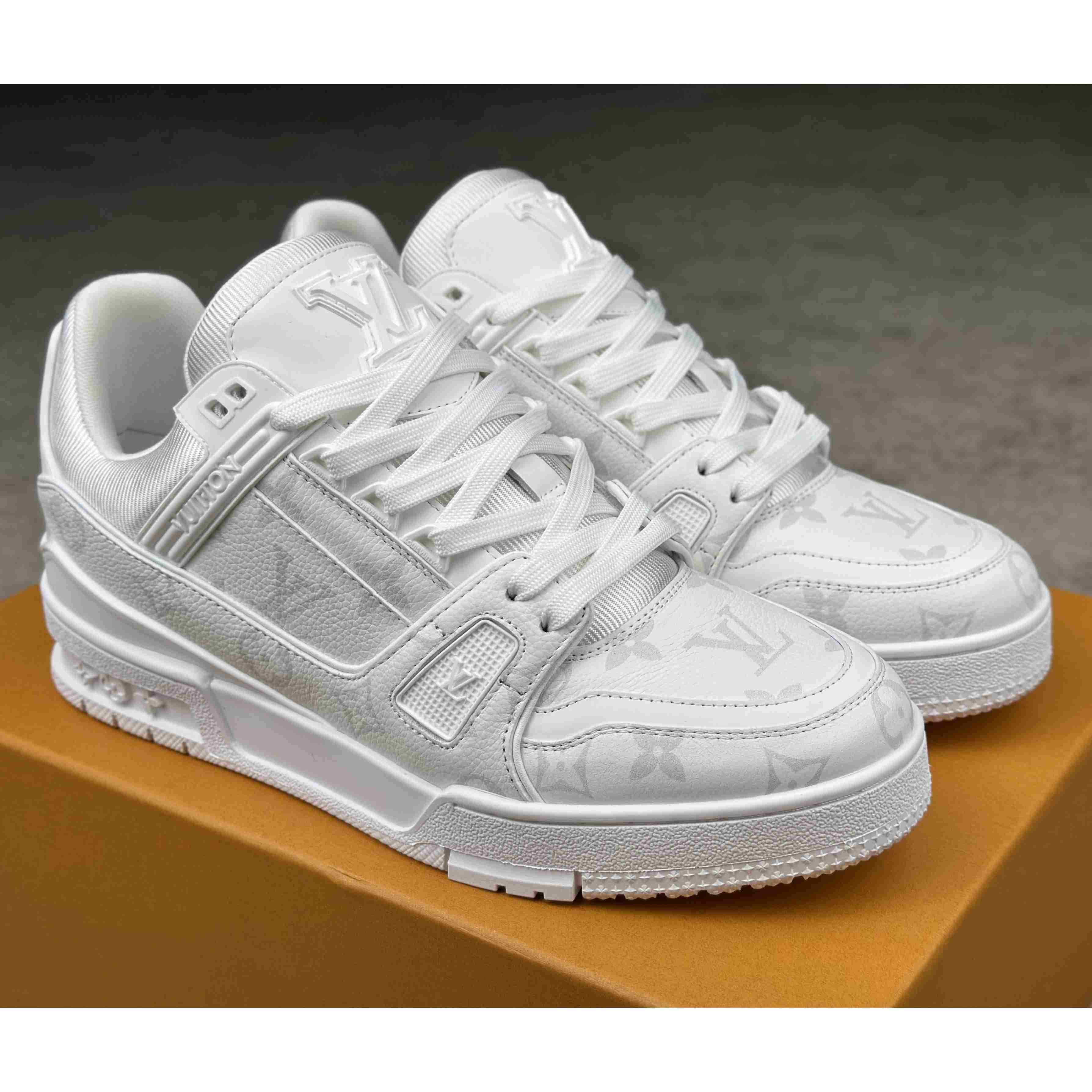 Louis Vuitton LV Trainer Sneaker       1AHDNC - DopestKickz