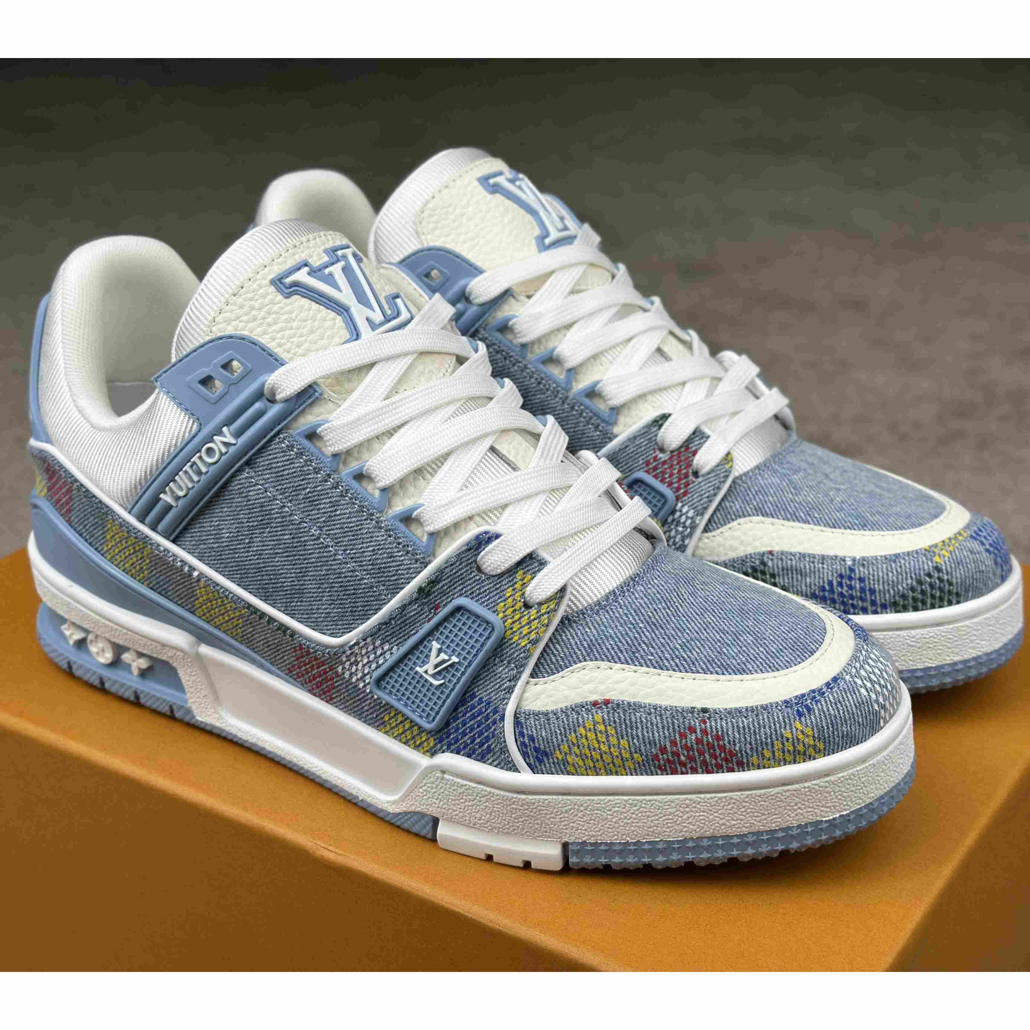 Louis Vuitton LV Trainer Sneaker       1AHCYF - DopestKickz