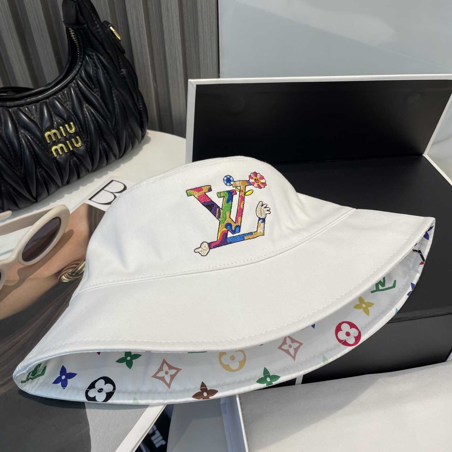 Louis Vuitton LV x TM Reversible Superflat Bucket Hat    - DopestKickz