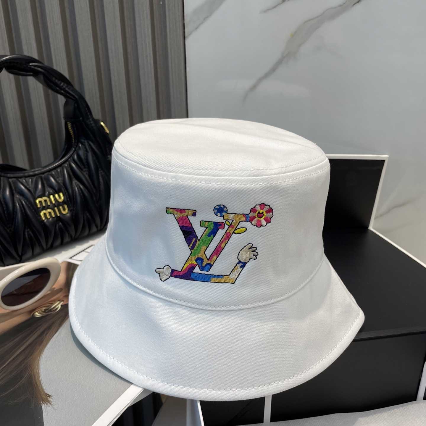 Louis Vuitton LV x TM Reversible Superflat Bucket Hat    - DopestKickz