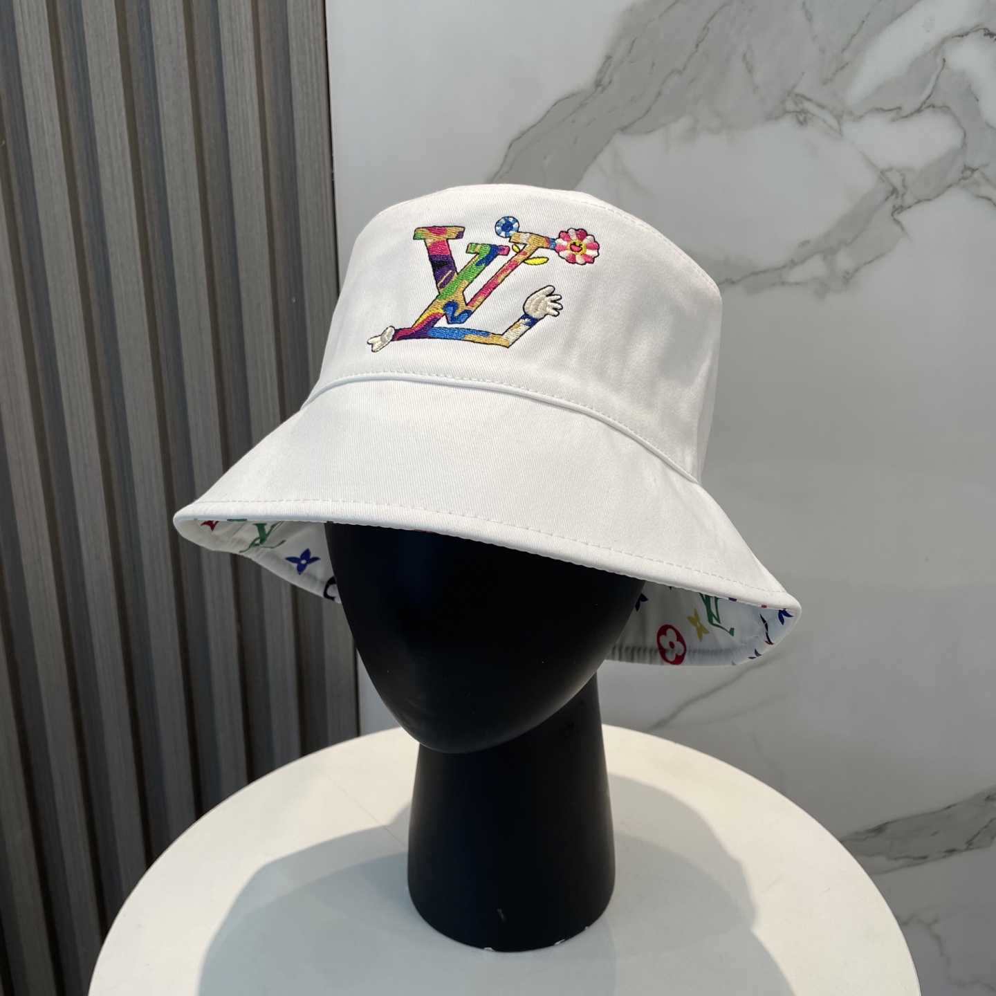 Louis Vuitton LV x TM Reversible Superflat Bucket Hat    - DopestKickz