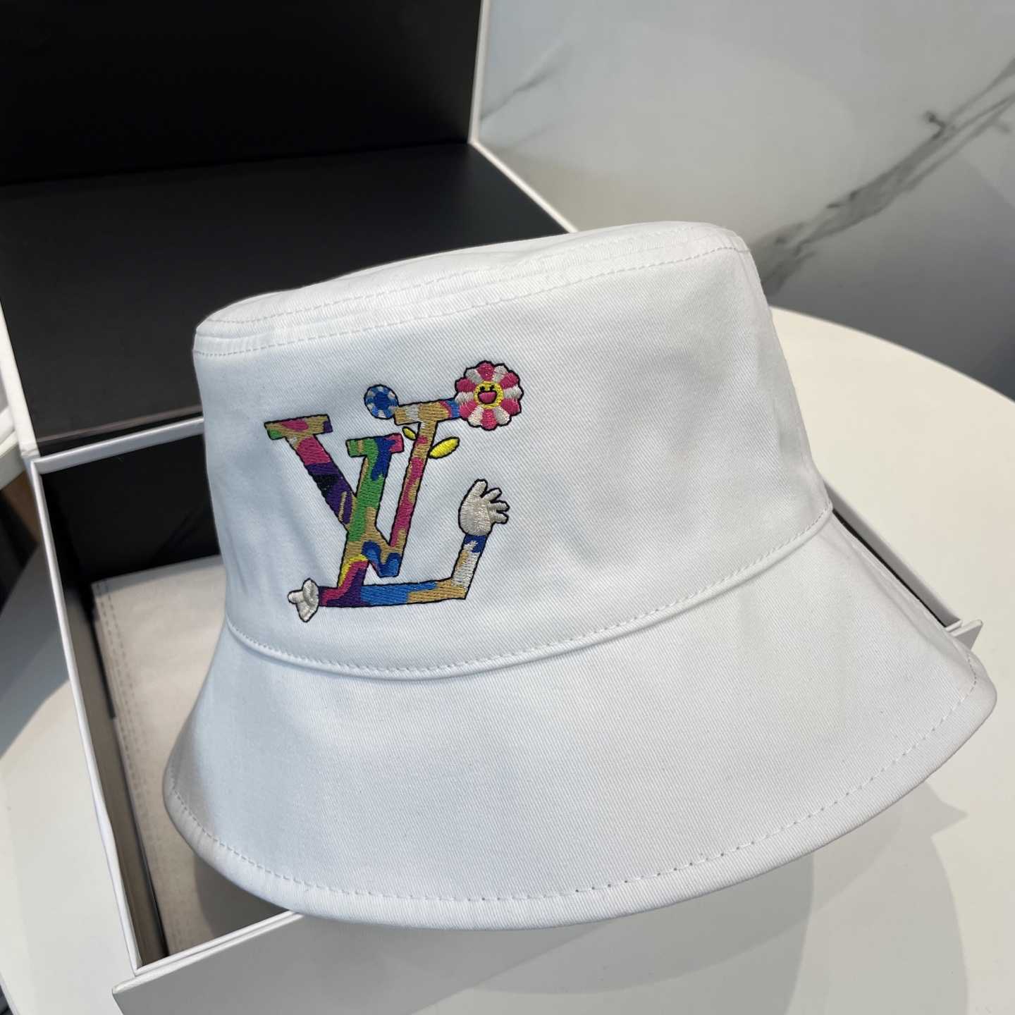 Louis Vuitton LV x TM Reversible Superflat Bucket Hat    - DopestKickz
