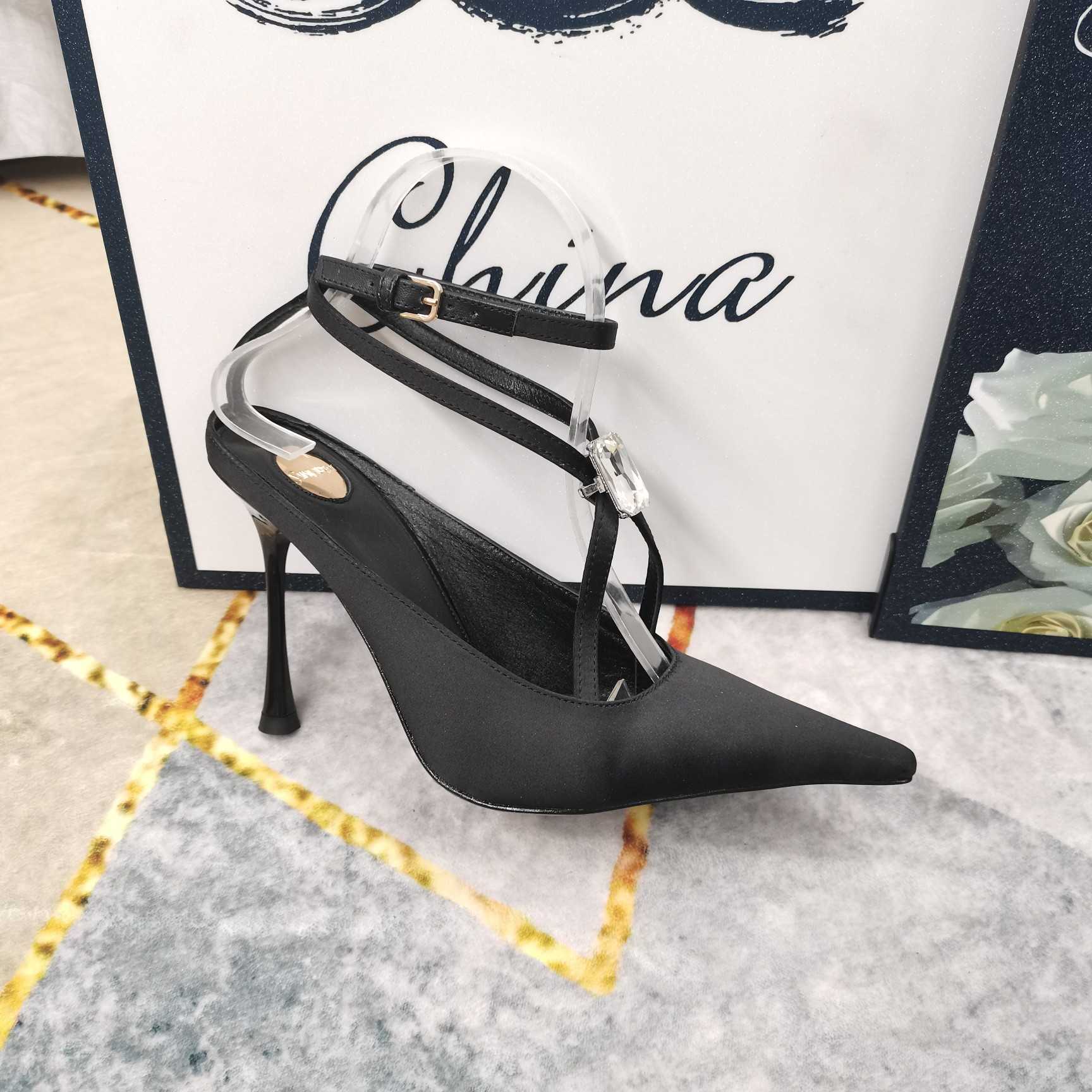 Saint Laurent Harlow Pumps In Satin Crepe And Crystals - DopestKickz