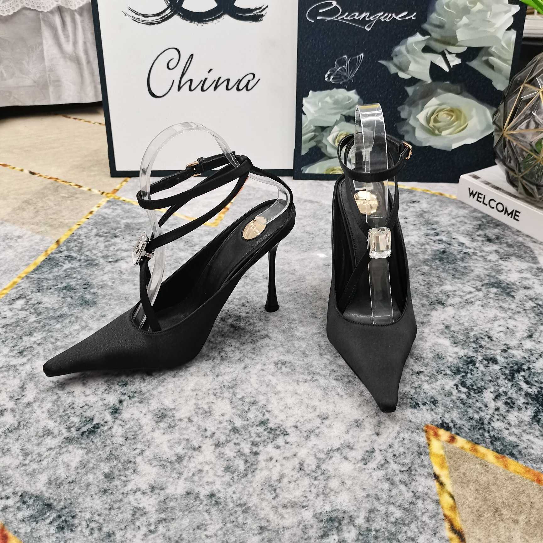 Saint Laurent Harlow Pumps In Satin Crepe And Crystals - DopestKickz