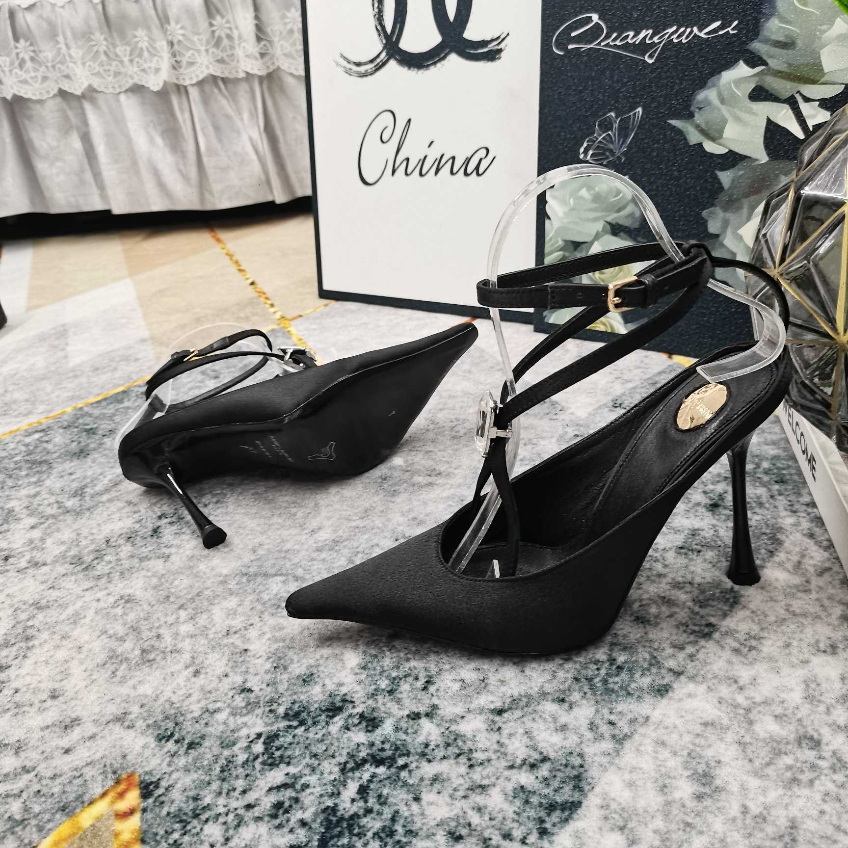 Saint Laurent Harlow Pumps In Satin Crepe And Crystals - DopestKickz