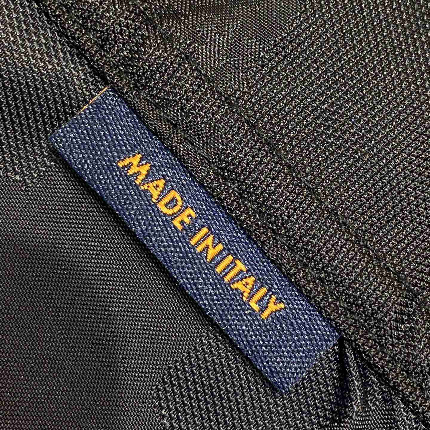 Louis Vuitton Nylon Windbreaker   1AGIPE - DopestKickz