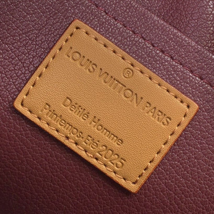 Louis Vuitton Locker Dopp Kit   N00151 - DopestKickz