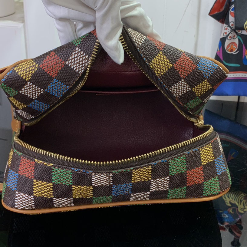 Louis Vuitton Locker Dopp Kit   N00151 - DopestKickz