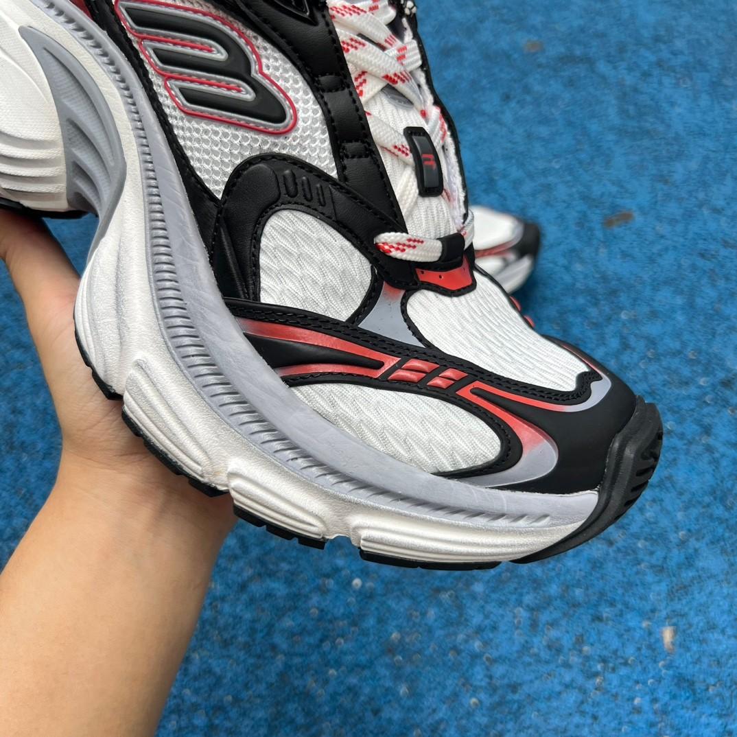 Balenciaga 10XL Sneaker  - DopestKickz