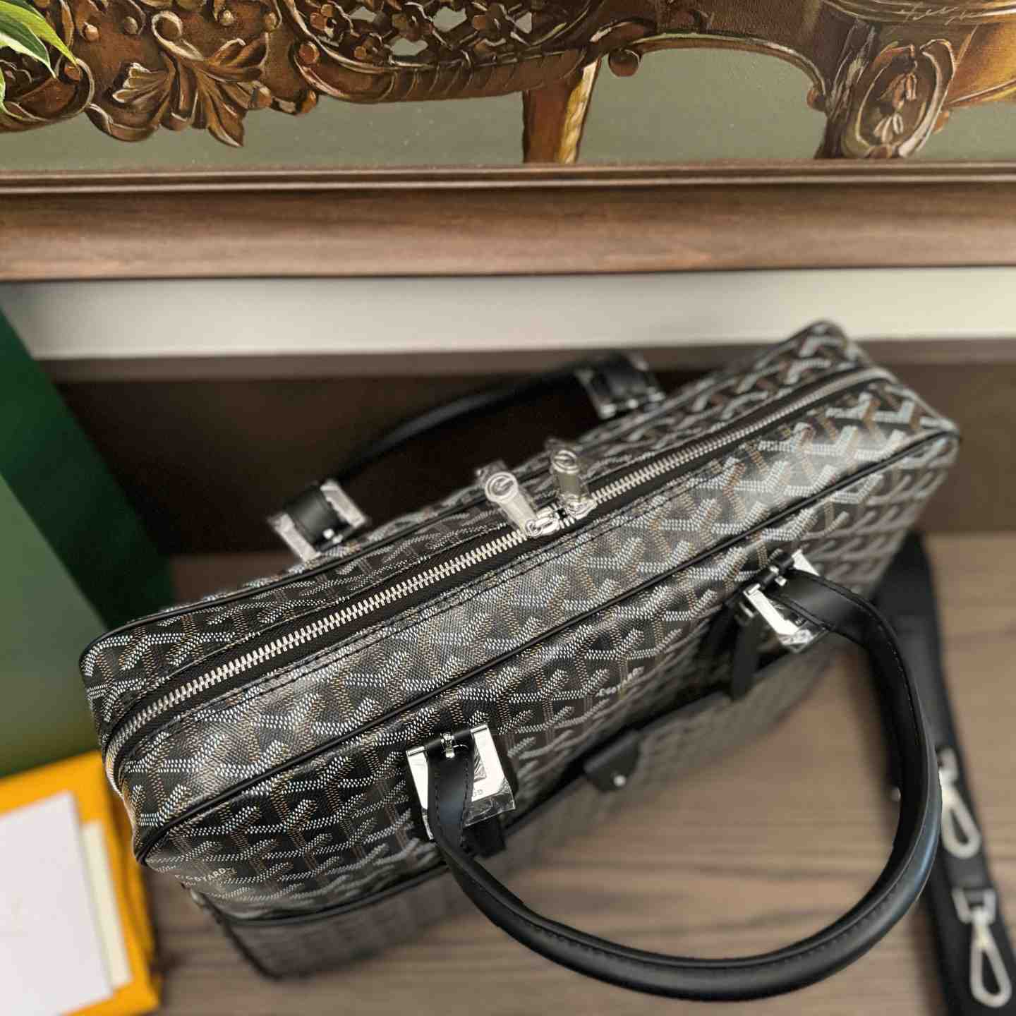 Goyard Ambassade MM Document Case - DopestKickz