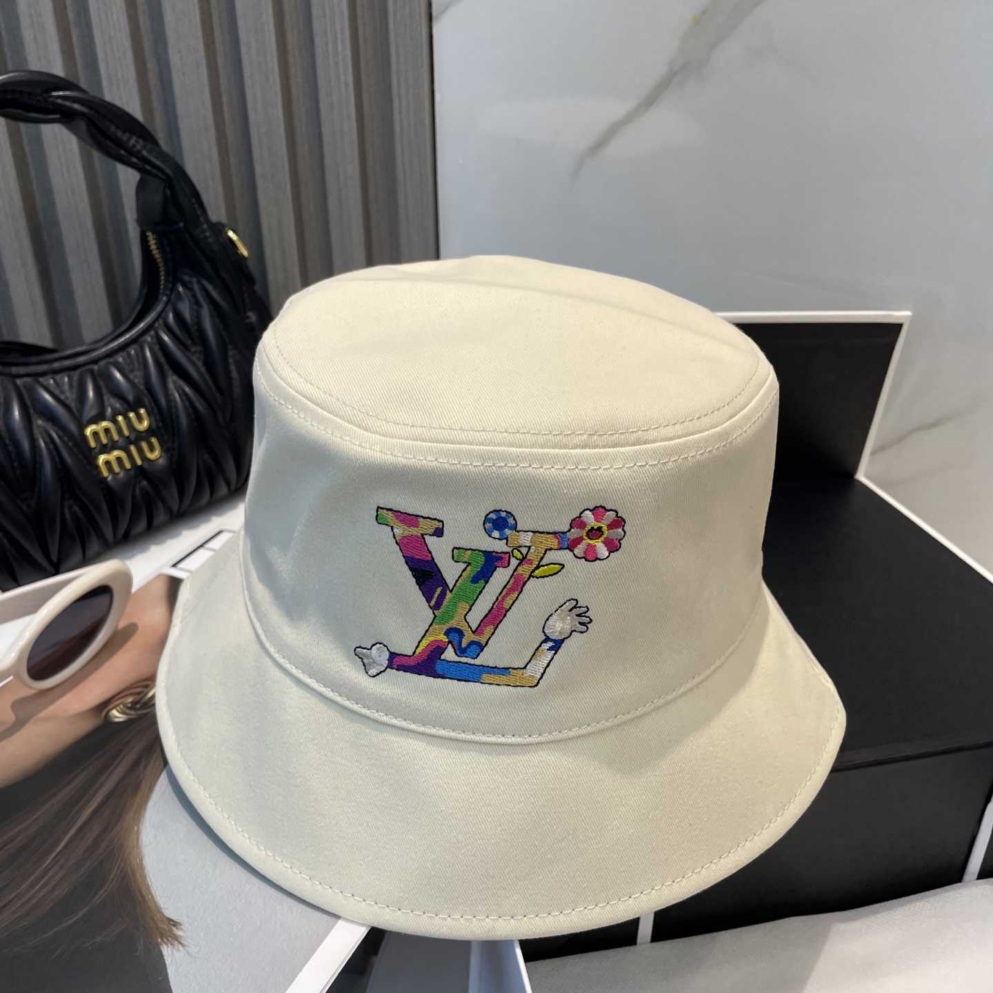 Louis Vuitton LV x TM Reversible Superflat Bucket Hat    - DopestKickz