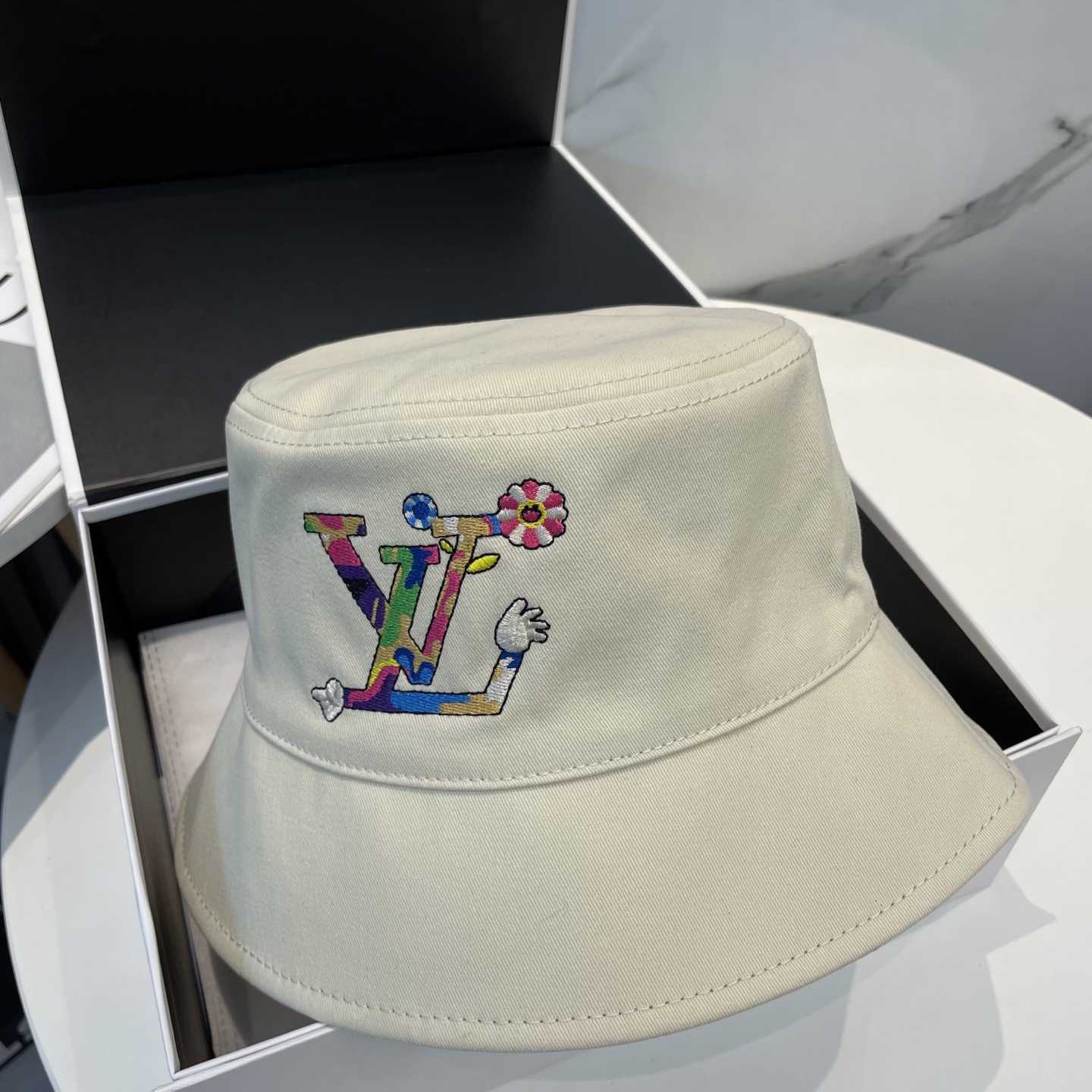 Louis Vuitton LV x TM Reversible Superflat Bucket Hat    - DopestKickz