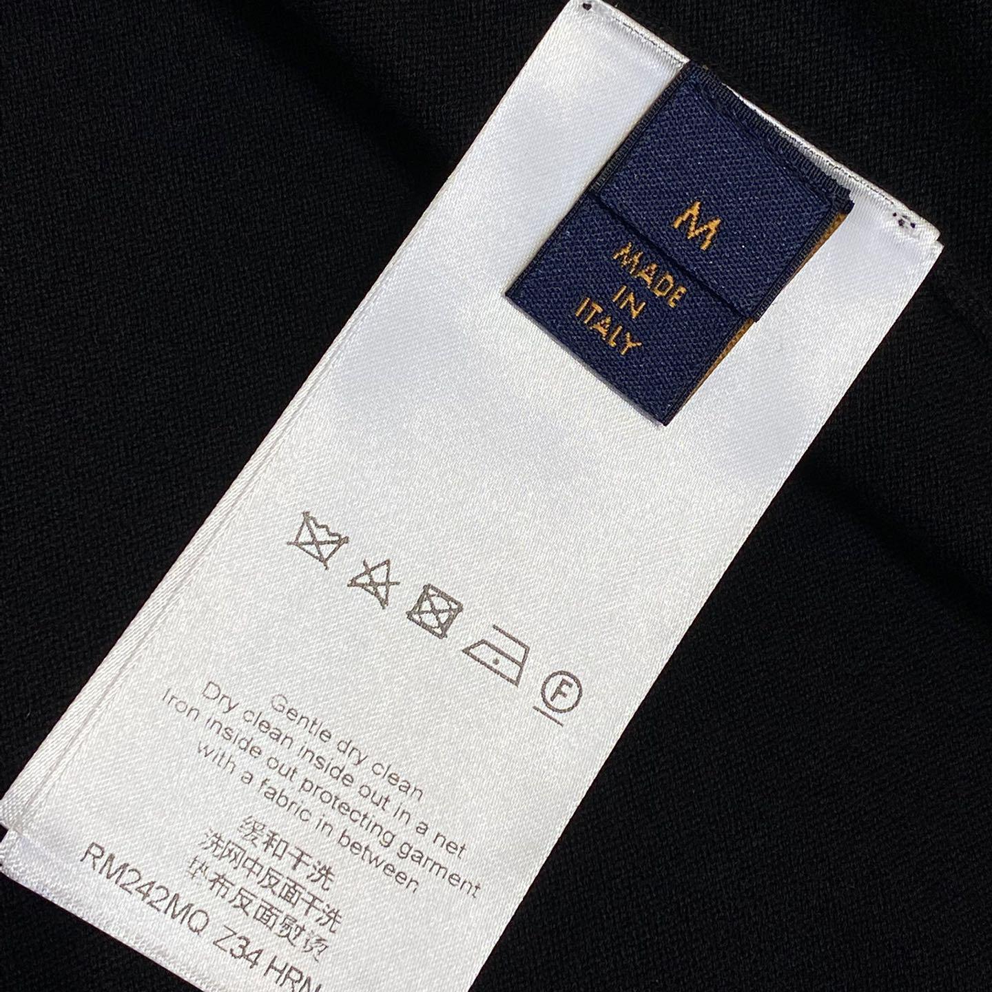 Louis Vuitton Signature Cotton Crewneck - DopestKickz