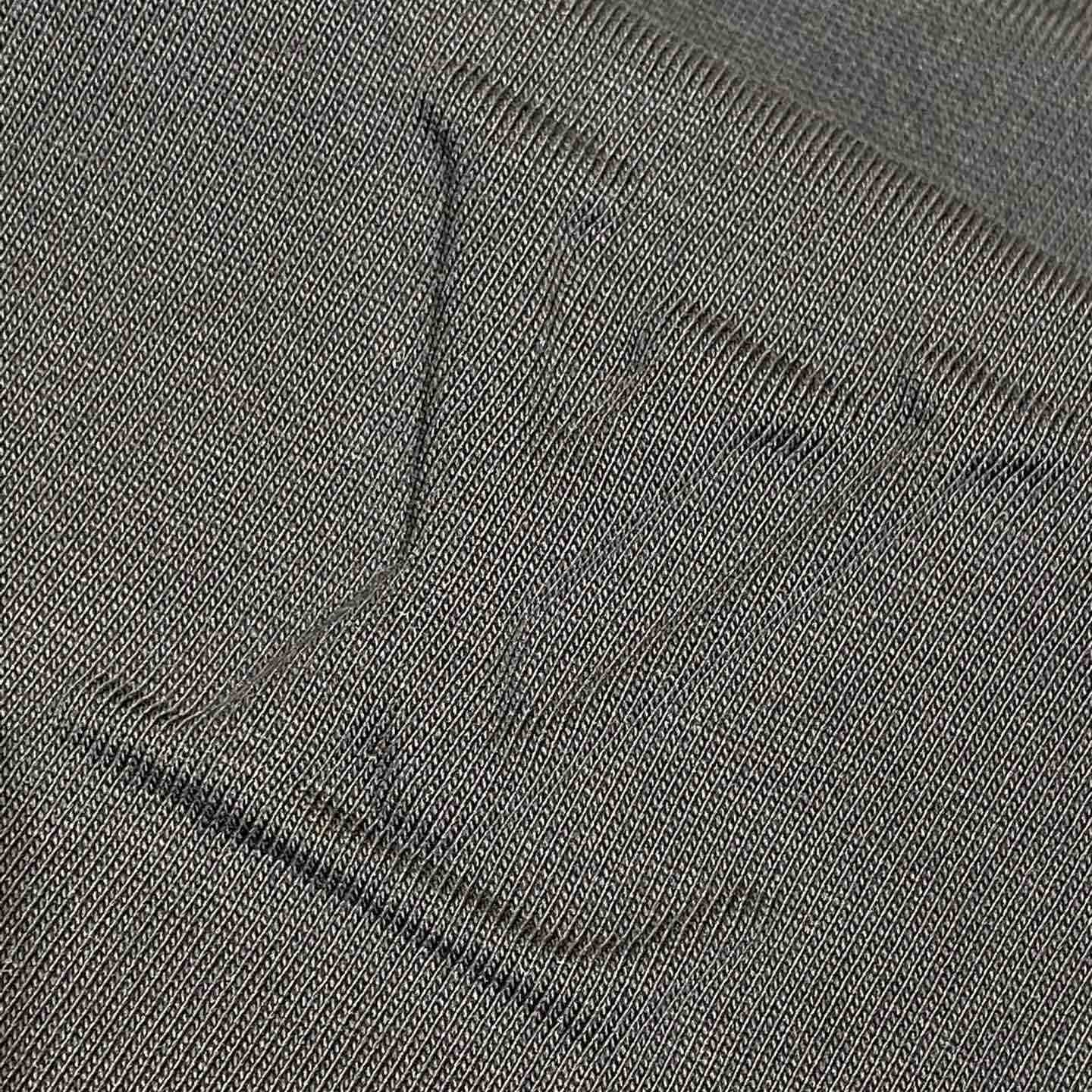 Louis Vuitton Embossed LV T-Shirt    1AGIJ4 - DopestKickz