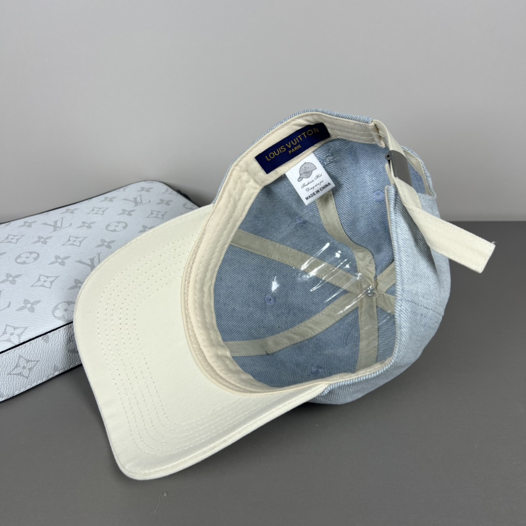 Louis Vuitton Cap - DopestKickz