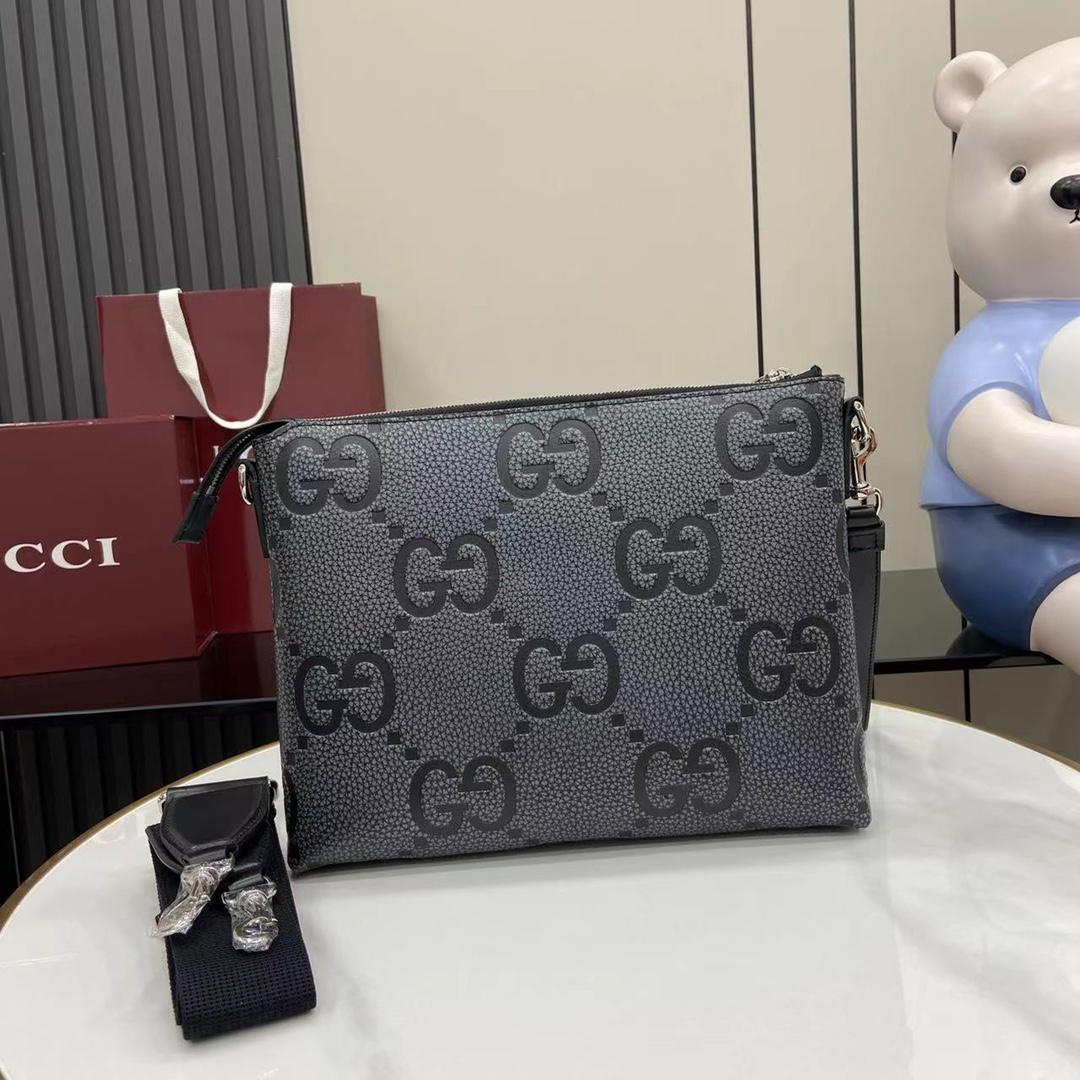 Gucci Medium Jumbo GG Messenger Bag - DopestKickz