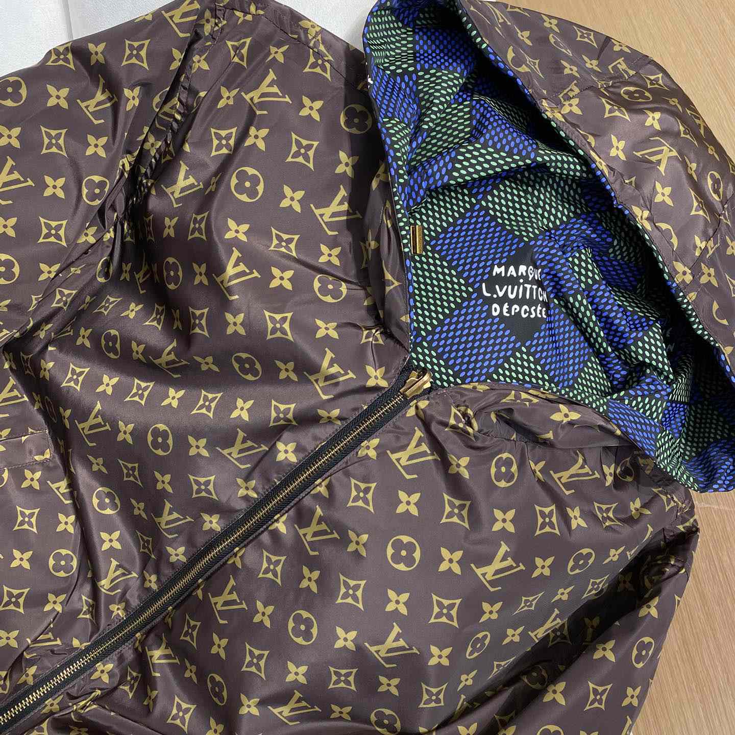 Louis Vuitton Damier Reversible Windbreaker   1AHBIS - DopestKickz