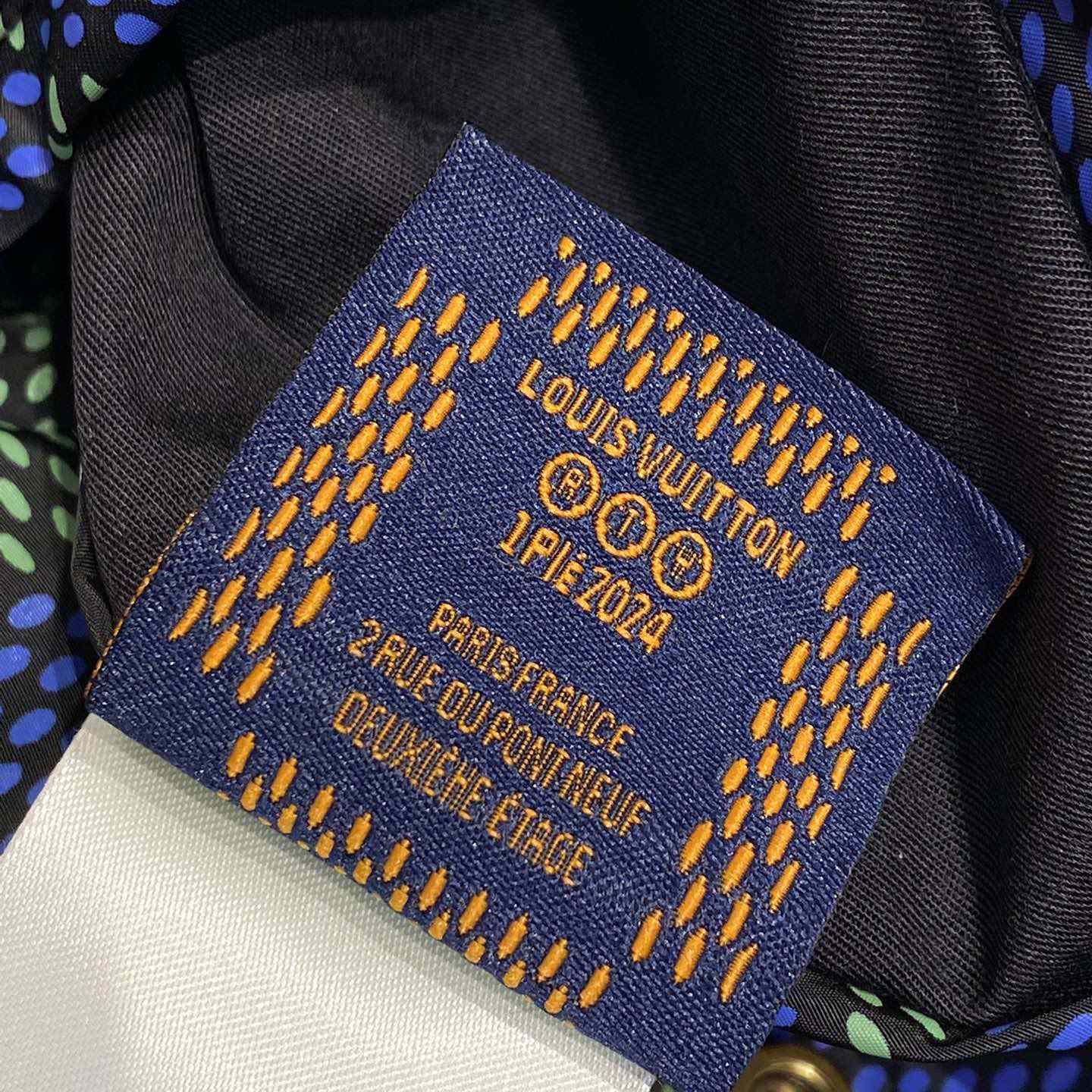 Louis Vuitton Damier Reversible Windbreaker   1AHBIS - DopestKickz