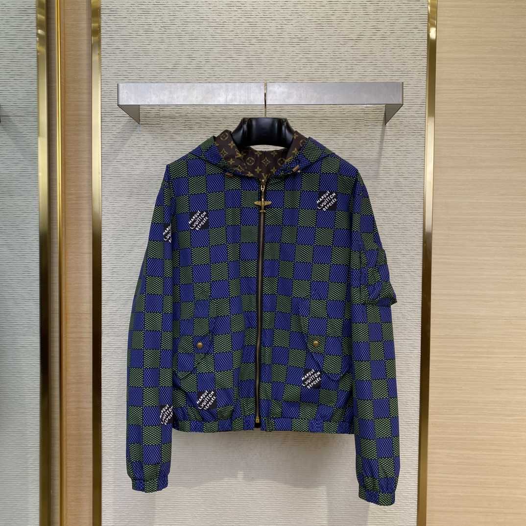 Louis Vuitton Damier Reversible Windbreaker   1AHBIS - DopestKickz