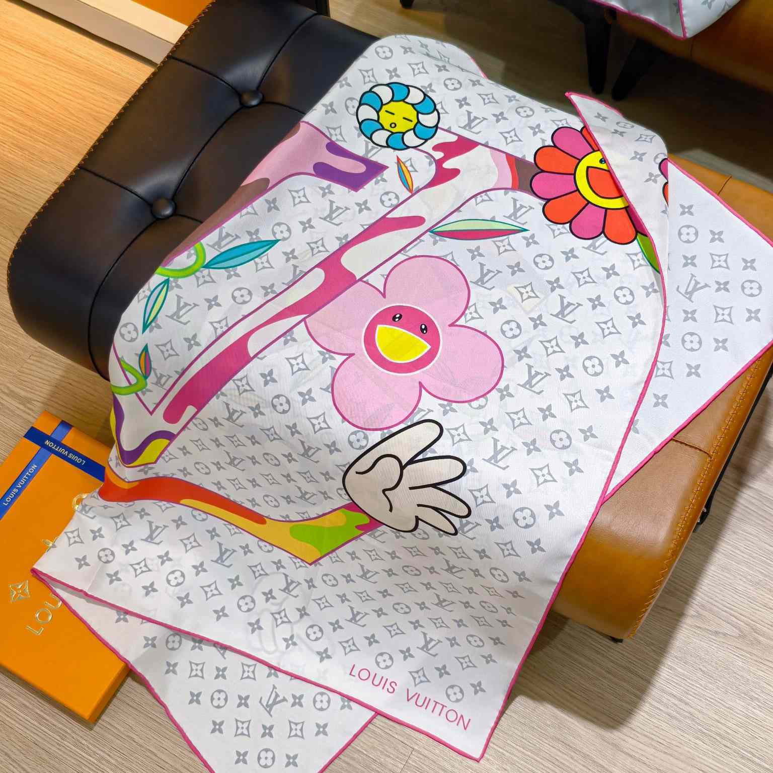 Louis Vuitton LV x TM Monogram Superflat Square 90   M96097 - DopestKickz