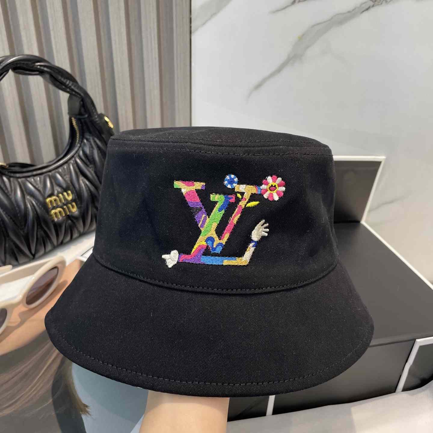 Louis Vuitton LV x TM Reversible Superflat Bucket Hat   M7985 - DopestKickz