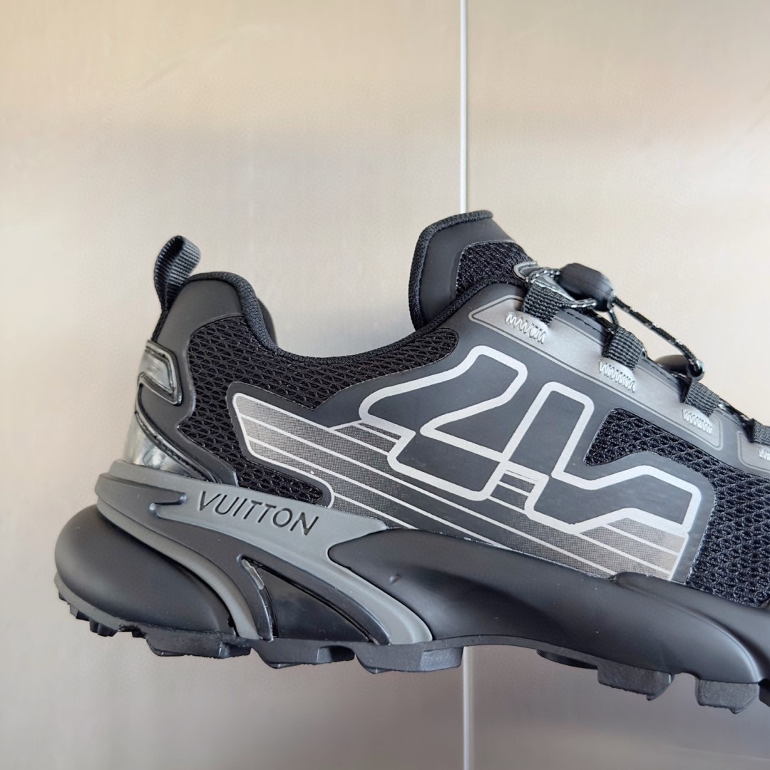 Louis Vuitton LV Runner Tatic Sneaker   1ADGZW - DopestKickz