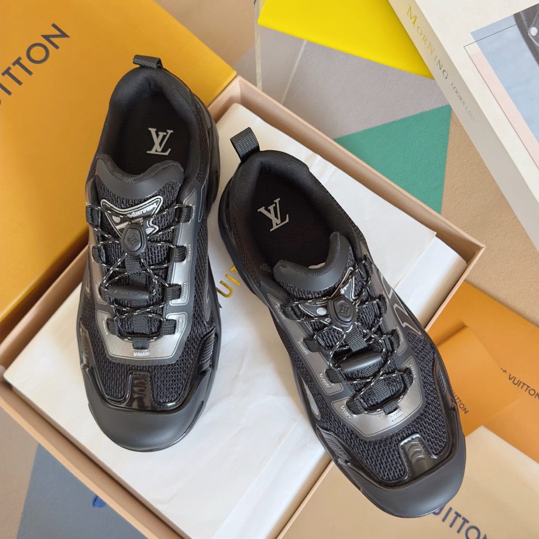 Louis Vuitton LV Runner Tatic Sneaker   1ADGZW - DopestKickz