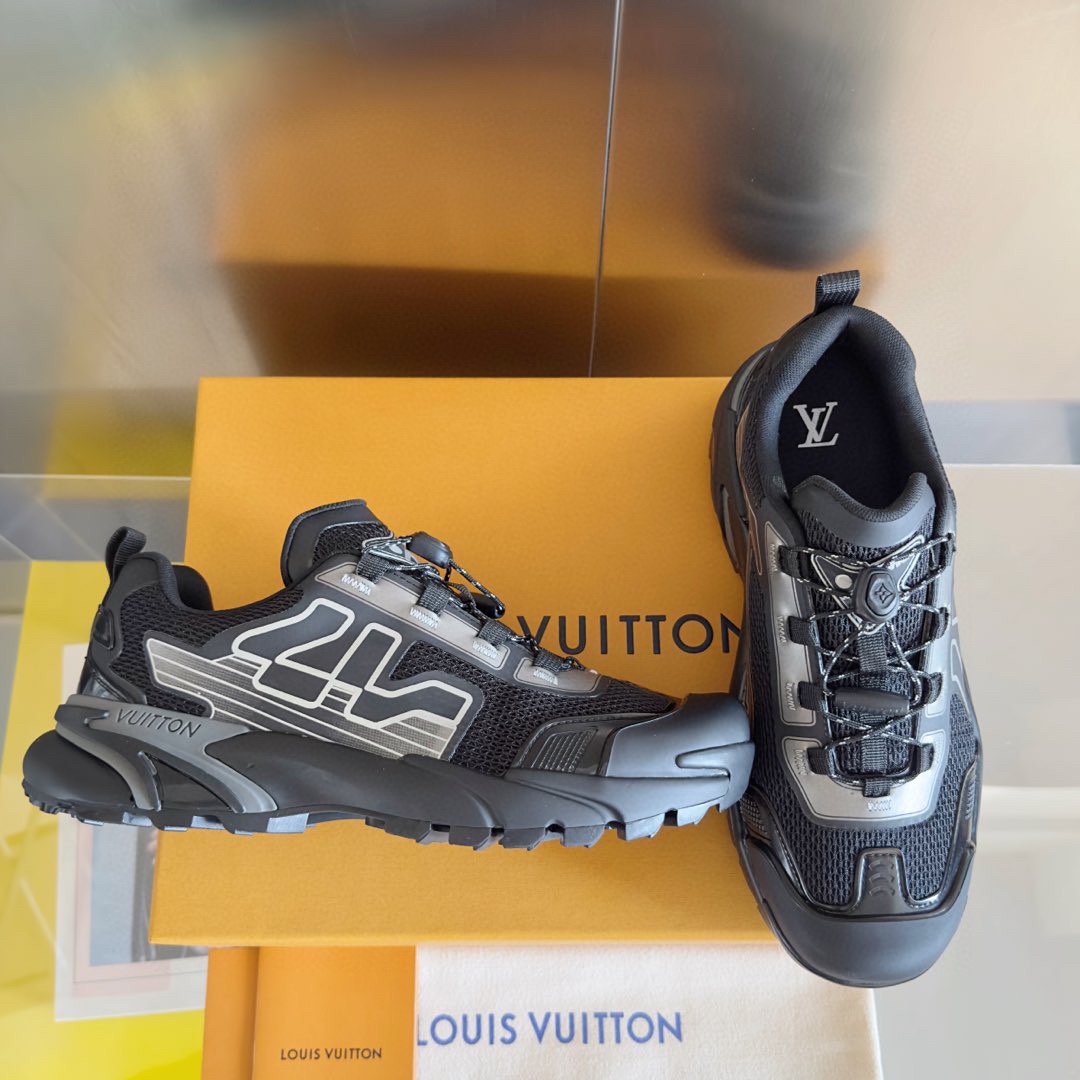 Louis Vuitton LV Runner Tatic Sneaker   1ADGZW - DopestKickz