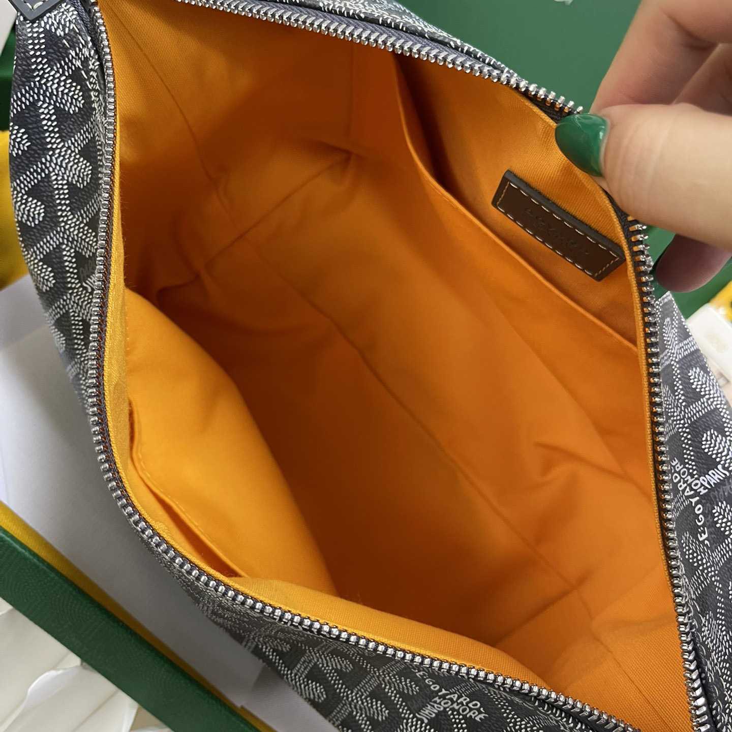 Goyard Boeing 25 Toilet Bag(25x12x12cm) - DopestKickz