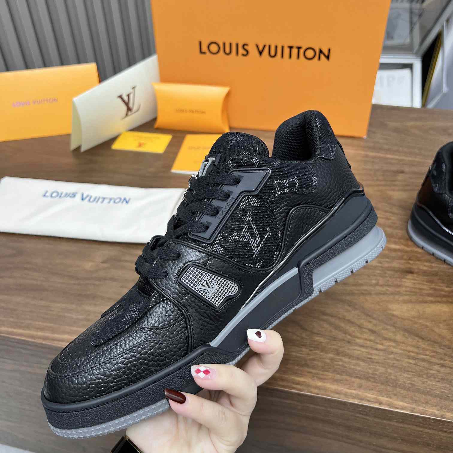 Louis Vuitton LV Trainer Sneaker    1A9IPP - DopestKickz