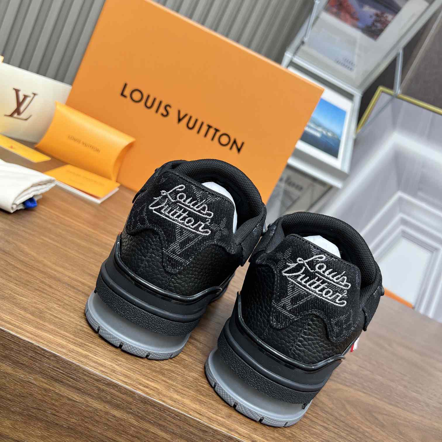 Louis Vuitton LV Trainer Sneaker    1A9IPP - DopestKickz