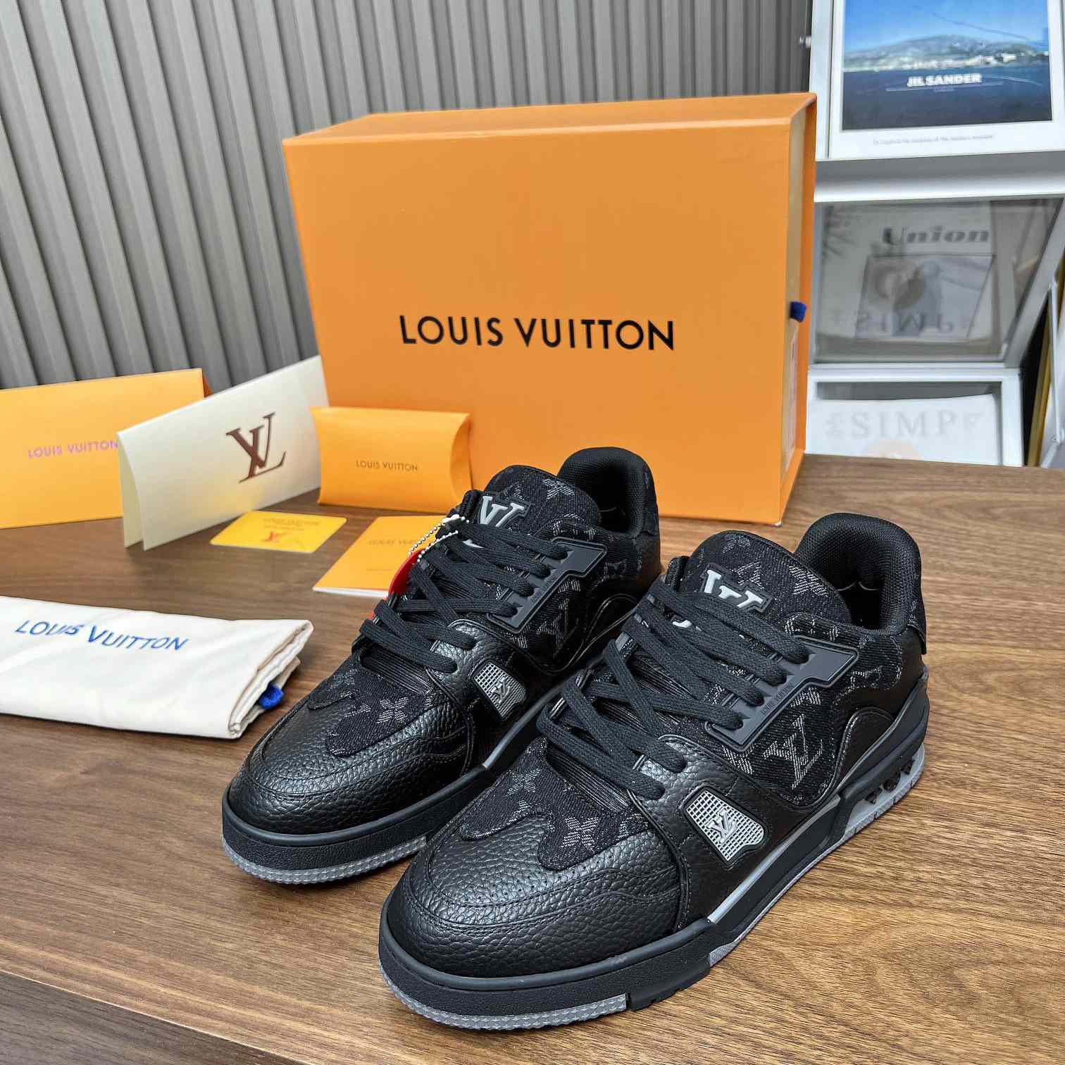 Louis Vuitton LV Trainer Sneaker    1A9IPP - DopestKickz
