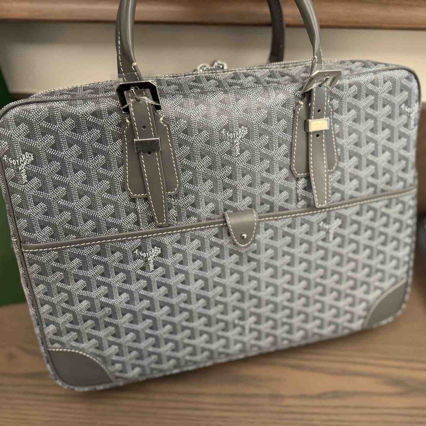 Goyard Ambassade MM Document Case - DopestKickz