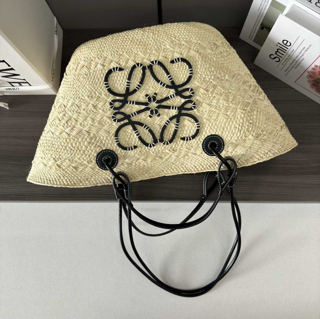 Loewe Medium Anagram Basket Bag In Iraca Palm And Calfskin - DopestKickz