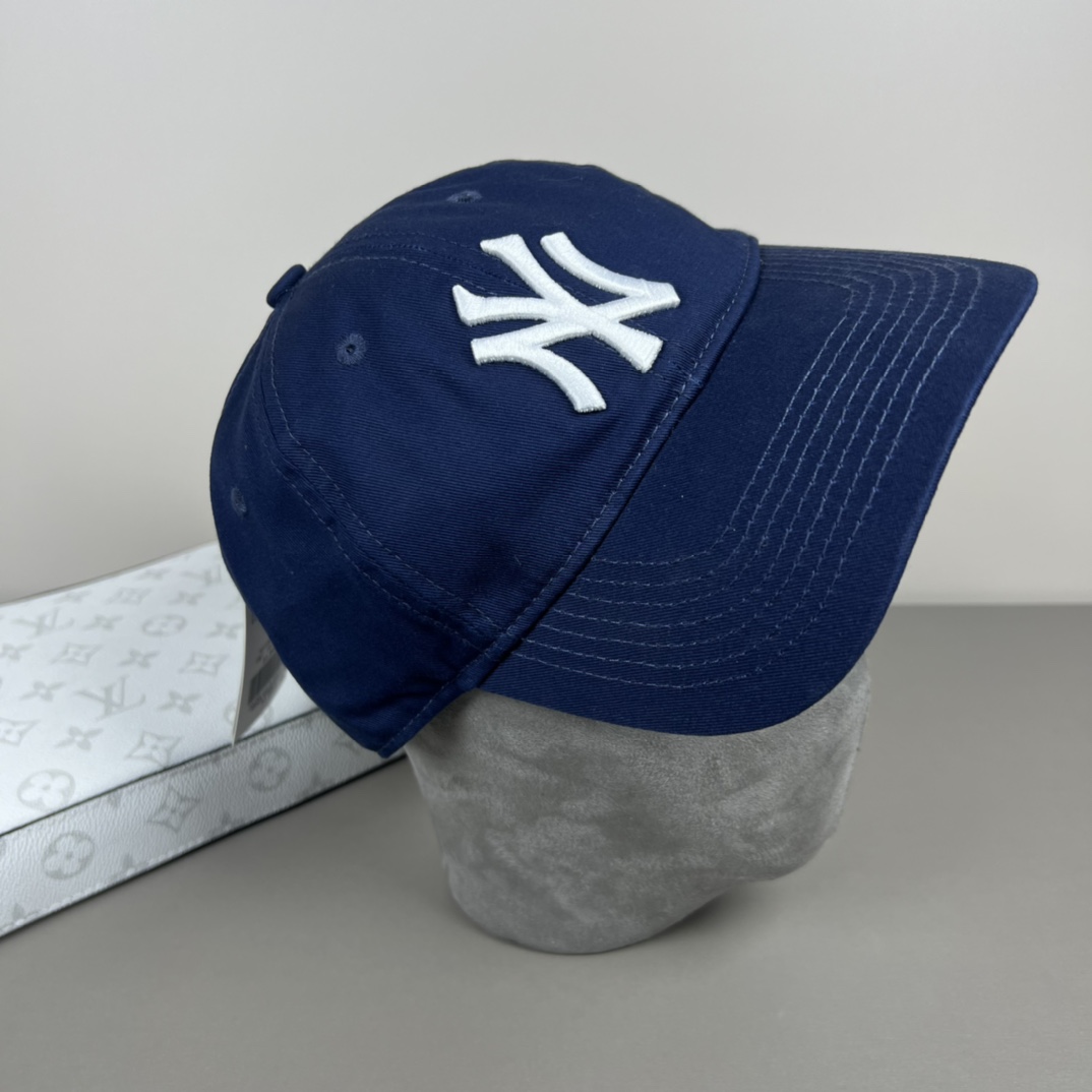 New York Yankees Cap In Blue - DopestKickz