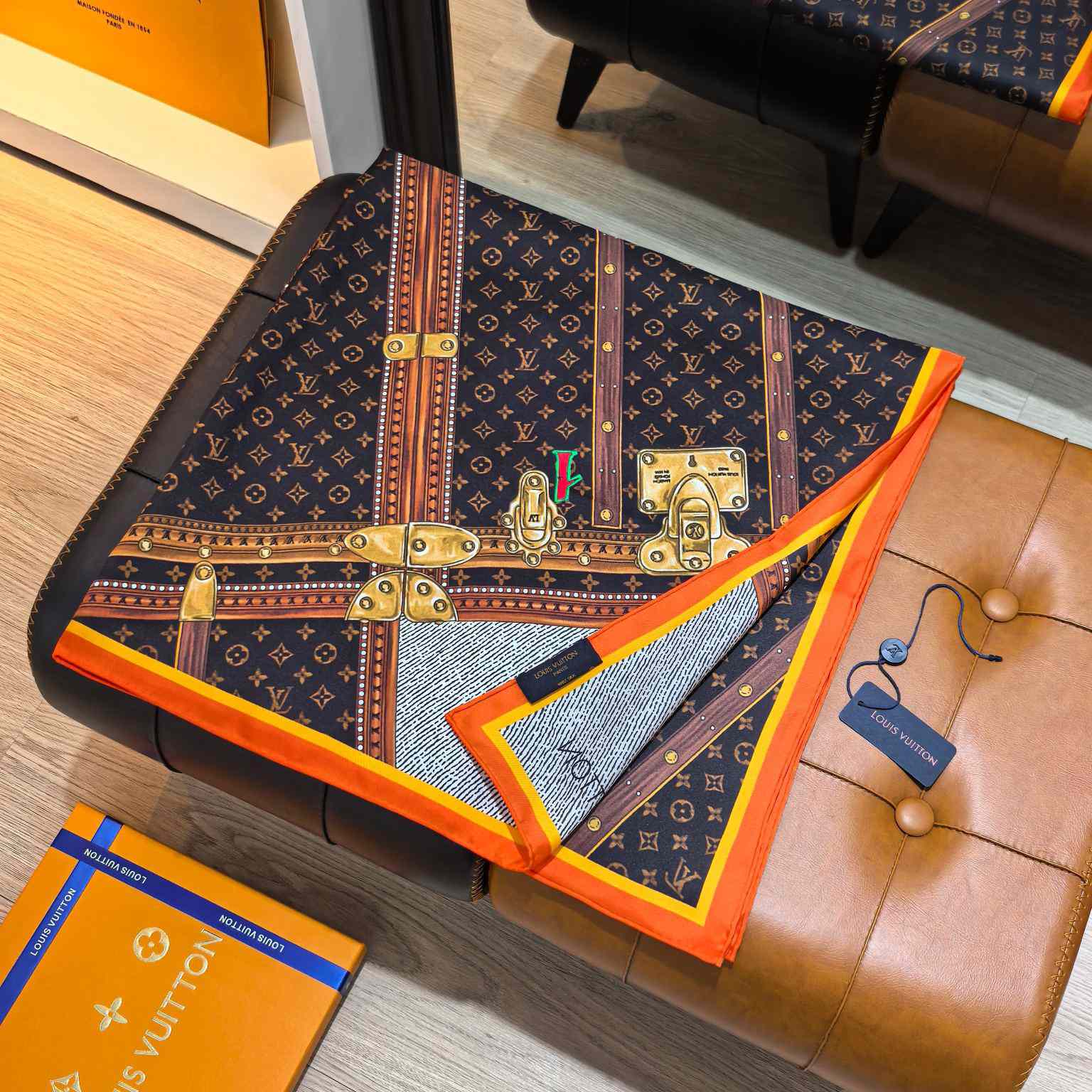 Louis Vuitton Time Trunk Square 90  M94096 - DopestKickz