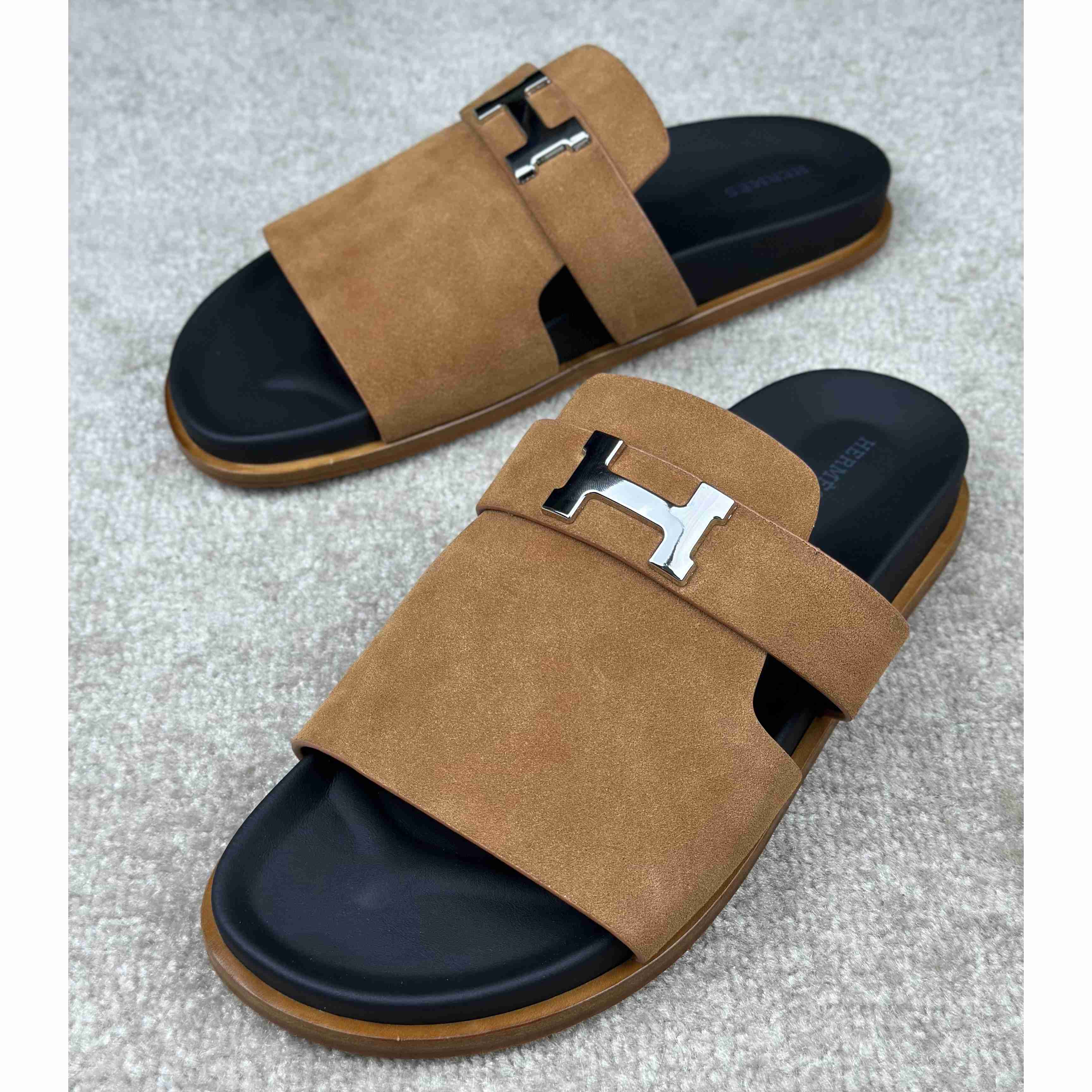Hermes Jaures Sandal - DopestKickz