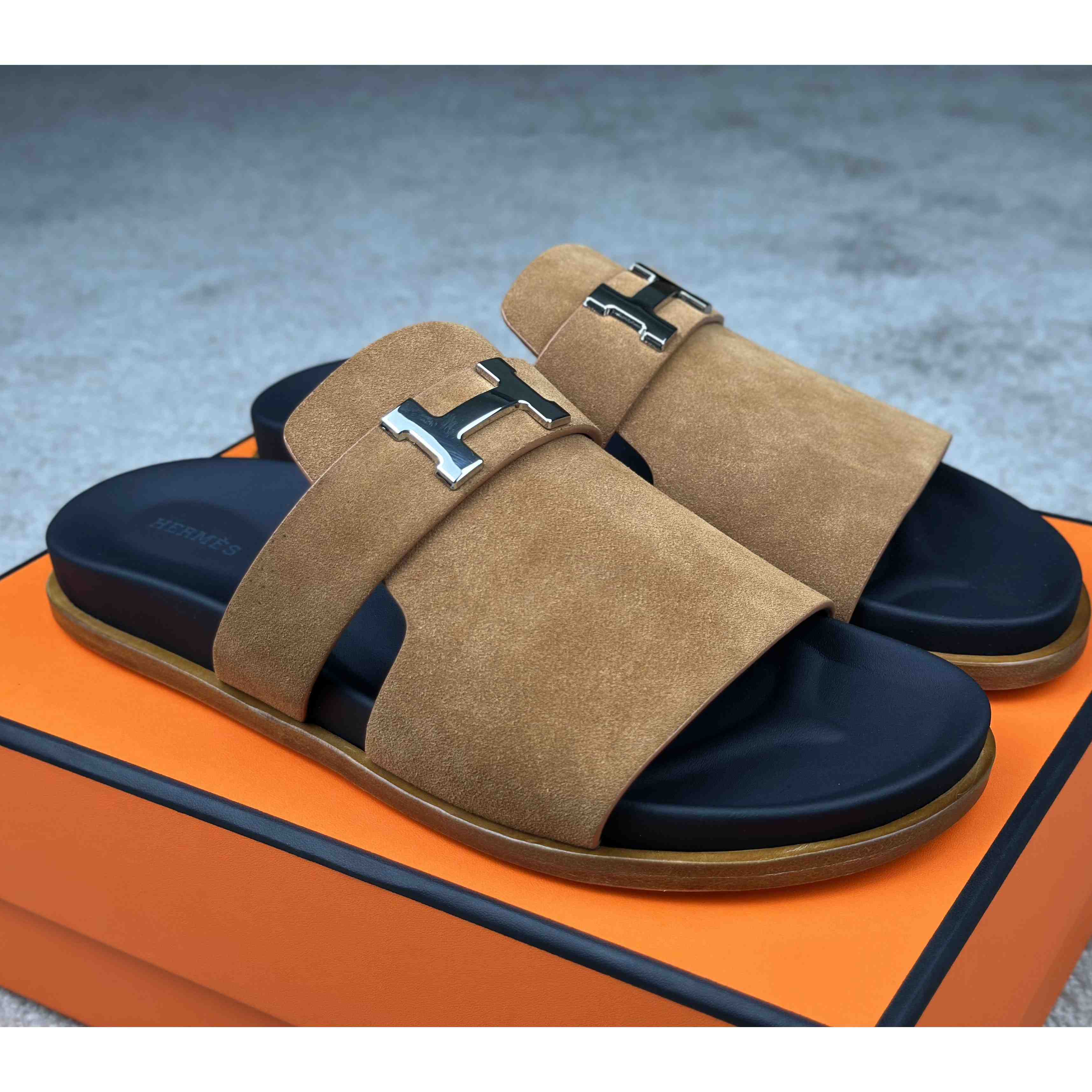 Hermes Jaures Sandal - DopestKickz
