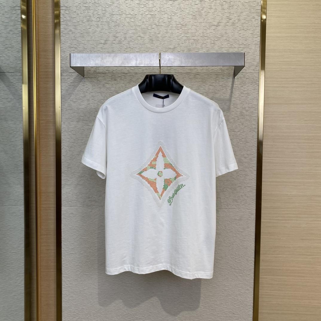 Louis Vuitton Monogram Flower 3D Gradient Print T-Shirt   1AGTRH - DopestKickz