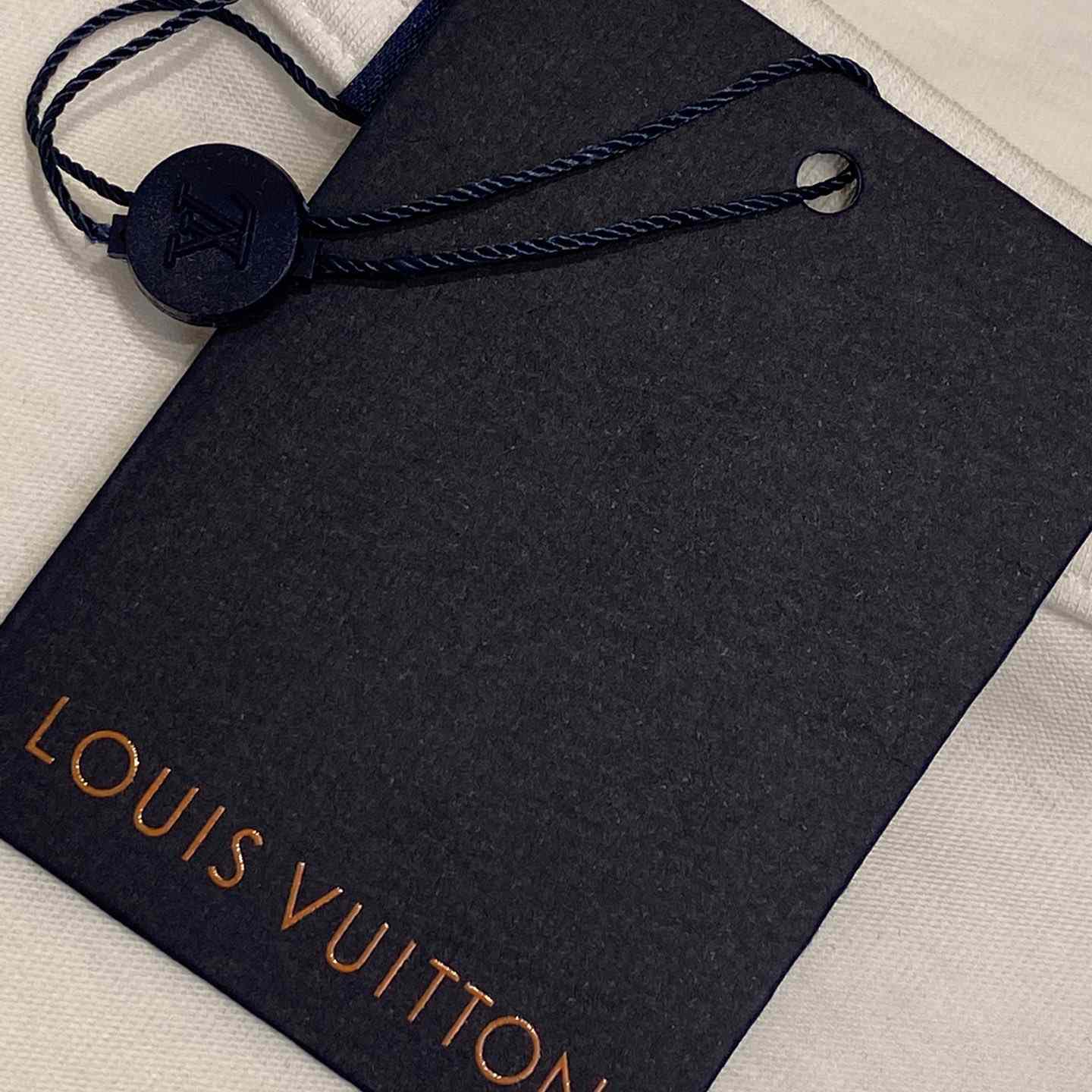 Louis Vuitton Monogram Flower 3D Gradient Print T-Shirt   1AGTRH - DopestKickz