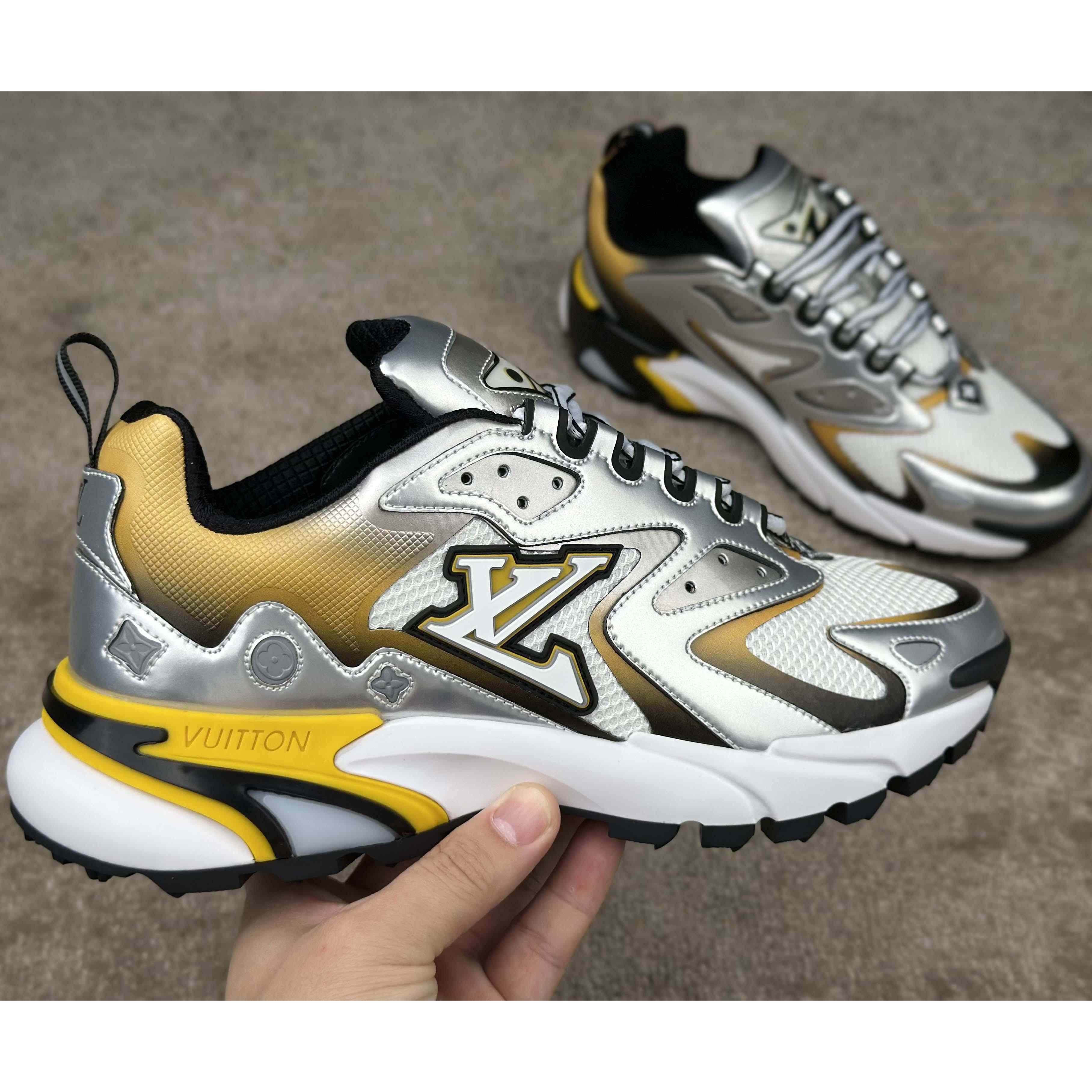 Louis Vuitton LV Runner Tatic Sneaker  1ADI77 - DopestKickz